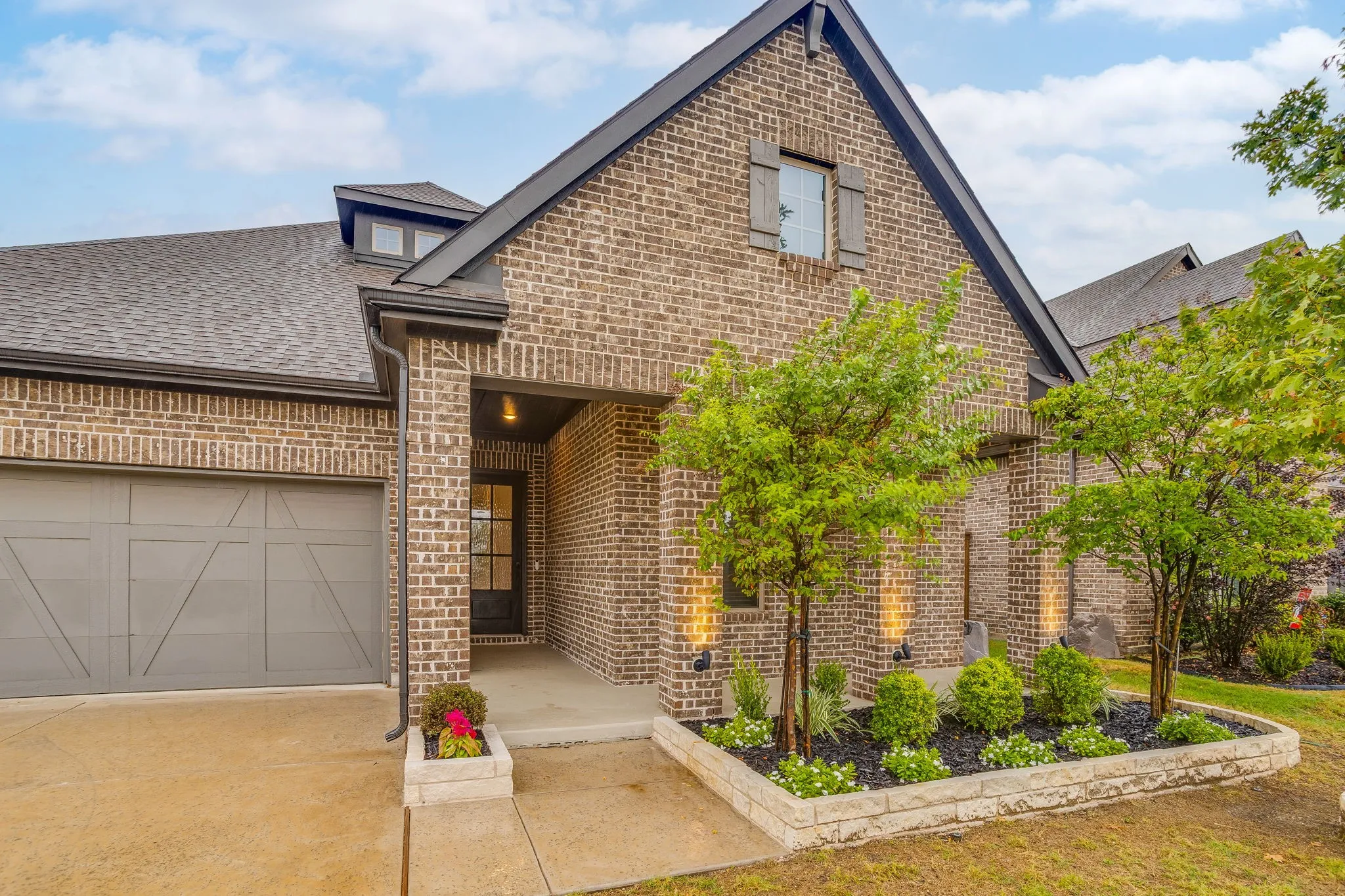 Single Family Residence For Sale in Johnson County , 1919 Birch Street, Mansfield, Texas 76063, 3 Bedroom, 2 Bathroom, 2 Garage spaces, 2,332 Sqft, built in 2023, mls#21402767, Real Estate Agent in Mansfield, Homes For Sale in Johnson county, Homes For Sale in Mansfield, Realtor in Mansfield Texas, Real Estate Brokerage Independent Realty Texas, Luminita Cordes Realtor