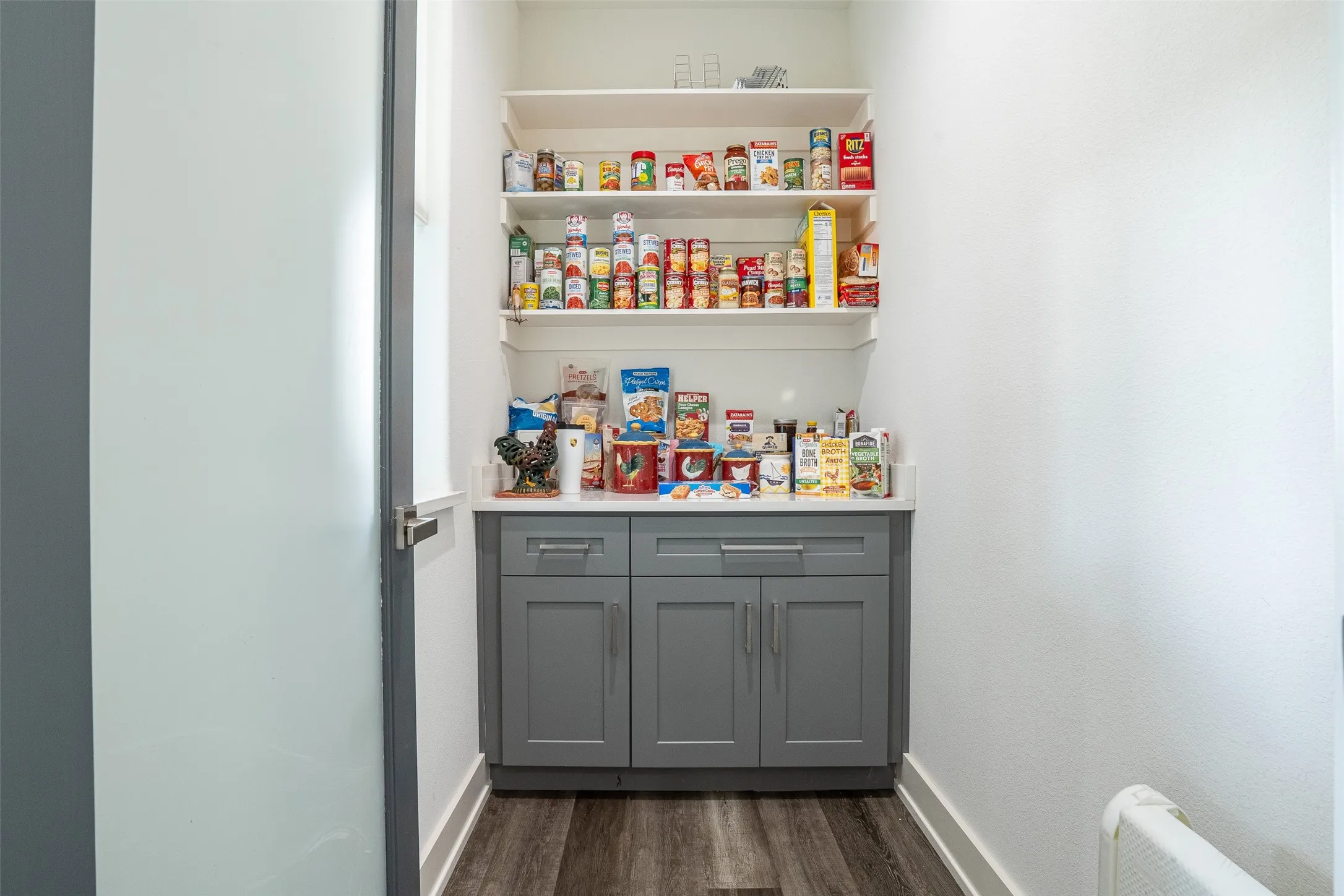 Single Family Residence For Sale in Somervell County , 1137 County Road 337, Glen Rose, Texas 76043, 4 Bedroom, 3 Bathroom, 3 Garage spaces, 2,624 Sqft, built in 2023, mls#21402865, Real Estate Agent in Glen Rose, Homes For Sale in Somervell county, Homes For Sale in Glen Rose, Realtor in Glen Rose Texas, Real Estate Brokerage Independent Realty Texas, Luminita Cordes Realtor