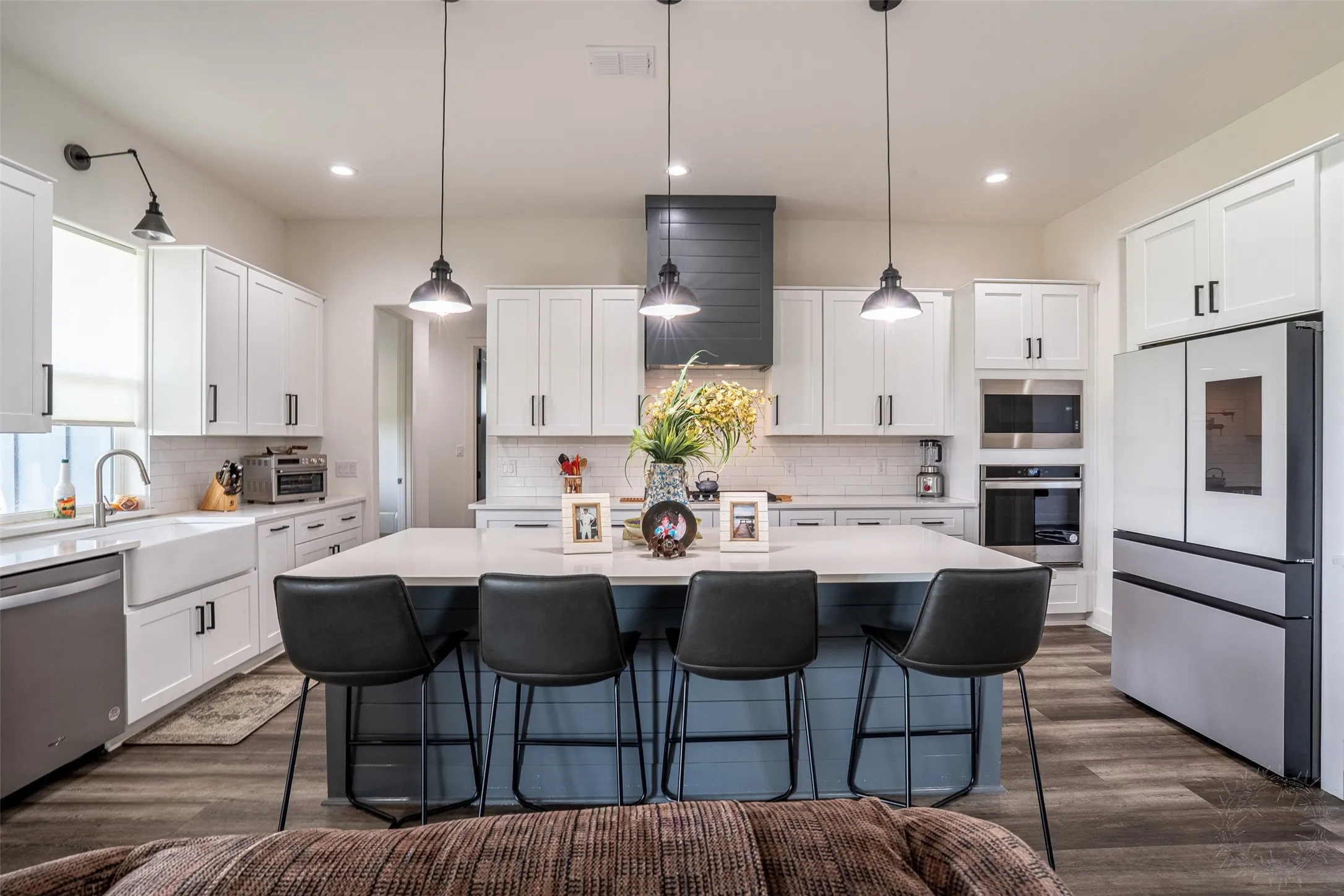 Single Family Residence For Sale in Somervell County , 1137 County Road 337, Glen Rose, Texas 76043, 4 Bedroom, 3 Bathroom, 3 Garage spaces, 2,624 Sqft, built in 2023, mls#21402865, Real Estate Agent in Glen Rose, Homes For Sale in Somervell county, Homes For Sale in Glen Rose, Realtor in Glen Rose Texas, Real Estate Brokerage Independent Realty Texas, Luminita Cordes Realtor