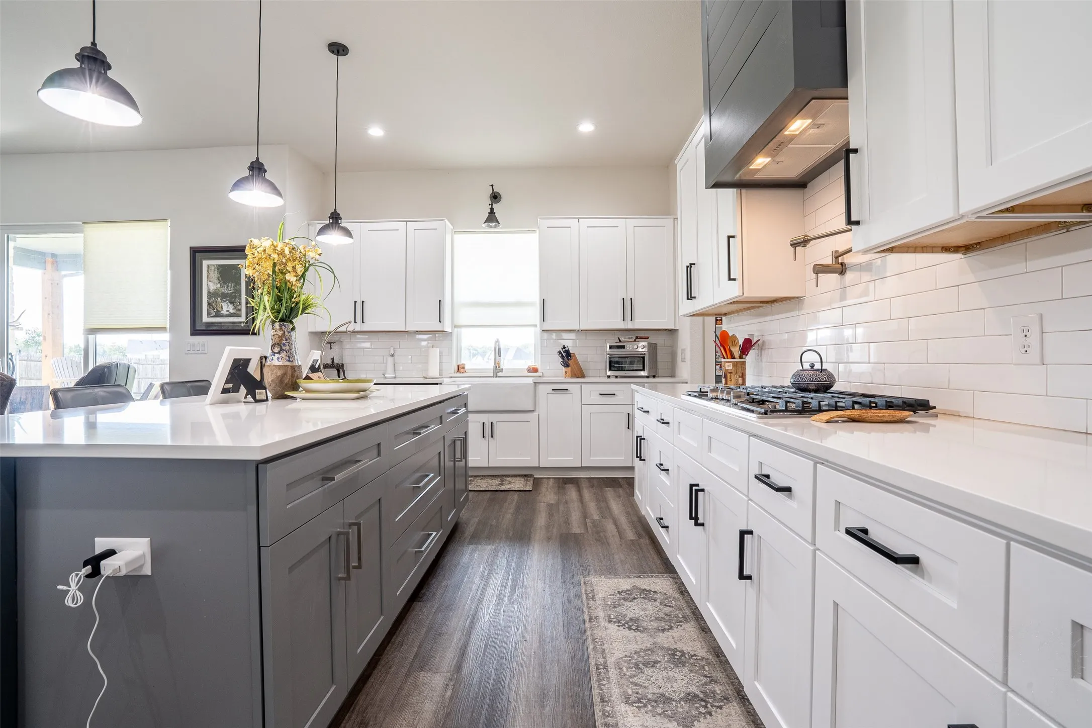 Single Family Residence For Sale in Somervell County , 1137 County Road 337, Glen Rose, Texas 76043, 4 Bedroom, 3 Bathroom, 3 Garage spaces, 2,624 Sqft, built in 2023, mls#21402865, Real Estate Agent in Glen Rose, Homes For Sale in Somervell county, Homes For Sale in Glen Rose, Realtor in Glen Rose Texas, Real Estate Brokerage Independent Realty Texas, Luminita Cordes Realtor