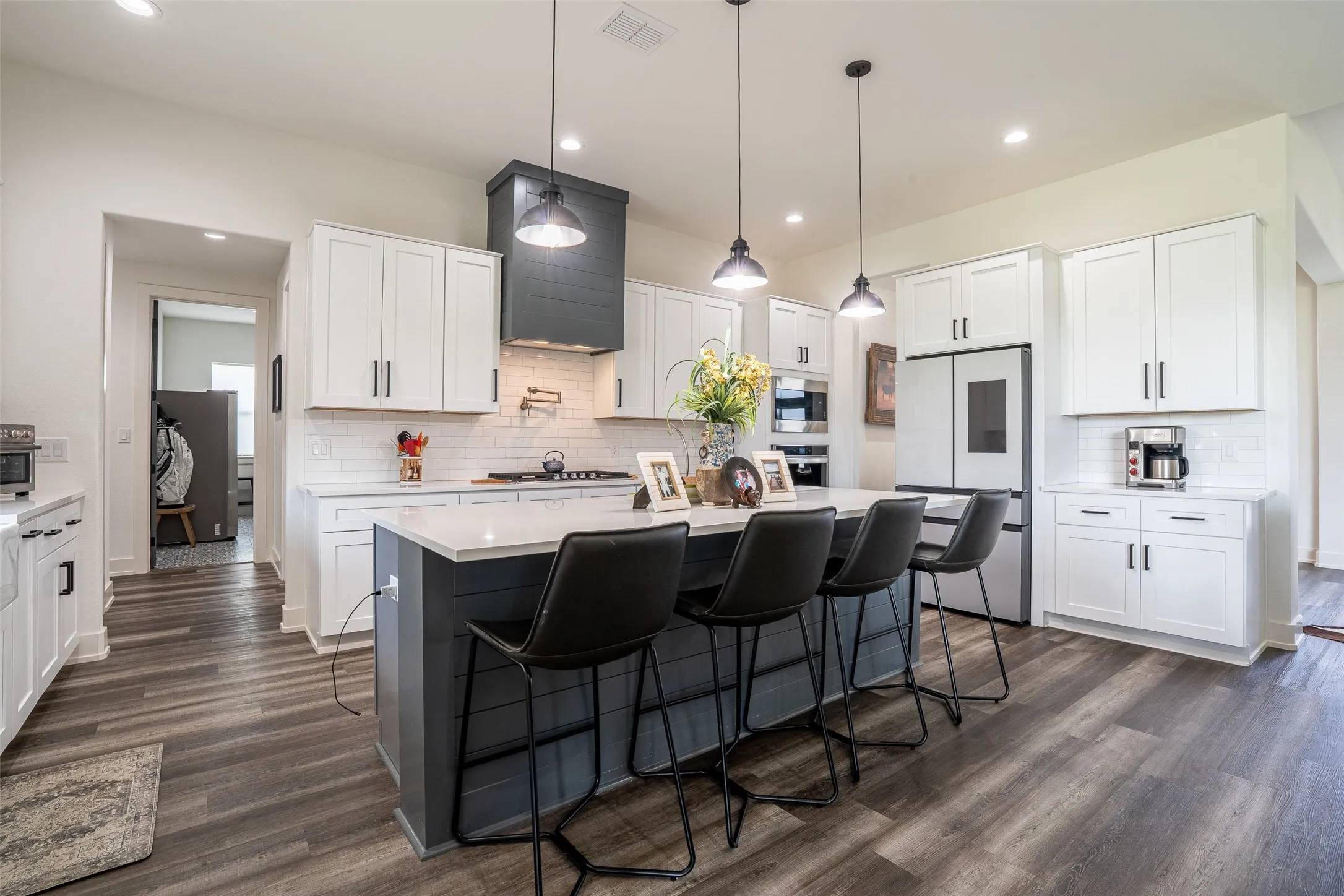 Single Family Residence For Sale in Somervell County , 1137 County Road 337, Glen Rose, Texas 76043, 4 Bedroom, 3 Bathroom, 3 Garage spaces, 2,624 Sqft, built in 2023, mls#21402865, Real Estate Agent in Glen Rose, Homes For Sale in Somervell county, Homes For Sale in Glen Rose, Realtor in Glen Rose Texas, Real Estate Brokerage Independent Realty Texas, Luminita Cordes Realtor