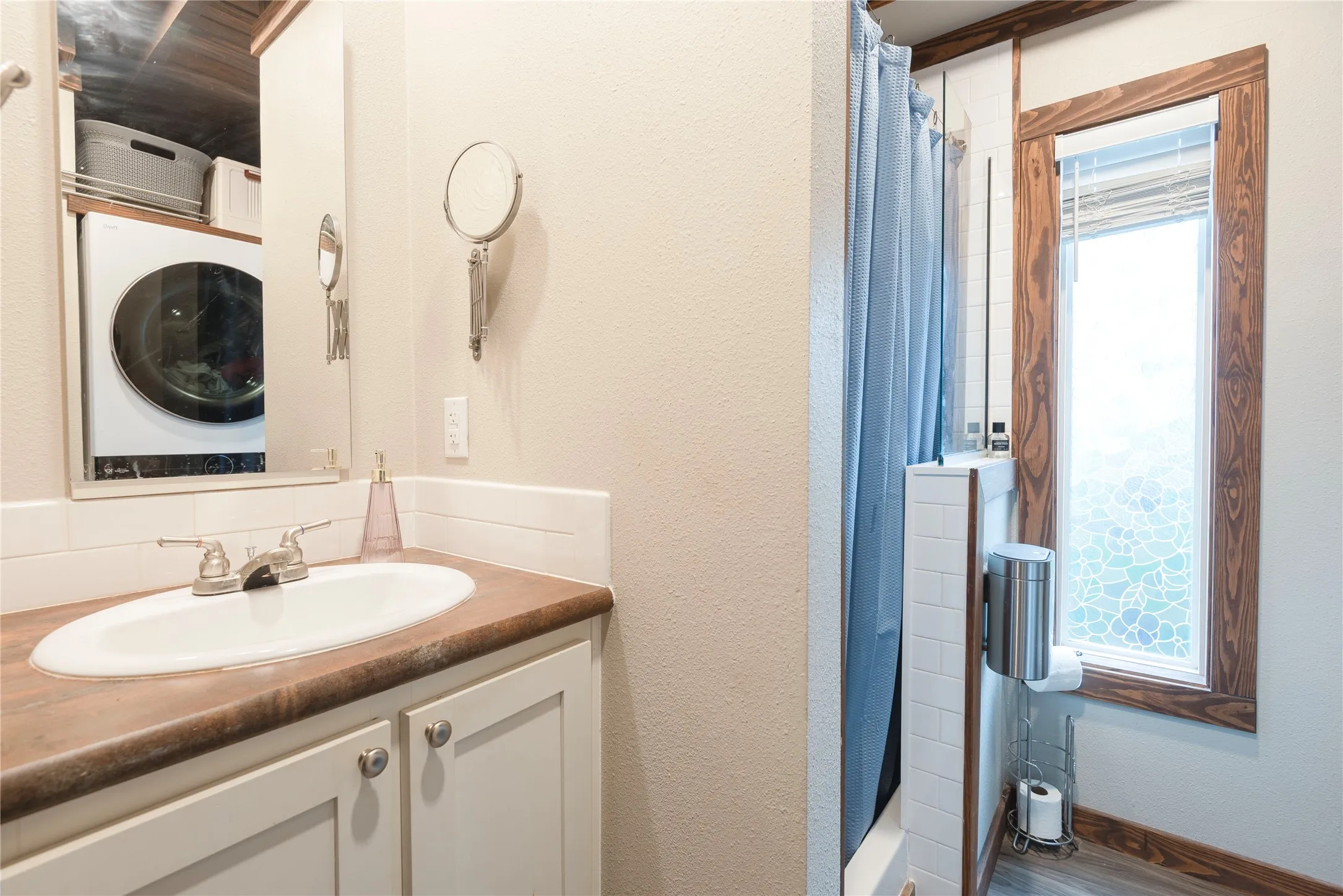 Mobile Home For Sale in Collin County , 921 Pecan Point, Princeton, Texas 75407, 1 Bedroom, 1 Bathroom, Garage spaces, 399 Sqft, built in 2022, mls#21402664, Real Estate Agent in Princeton, Homes For Sale in Collin county, Homes For Sale in Princeton, Realtor in Princeton Texas, Real Estate Brokerage Independent Realty Texas, Luminita Cordes Realtor