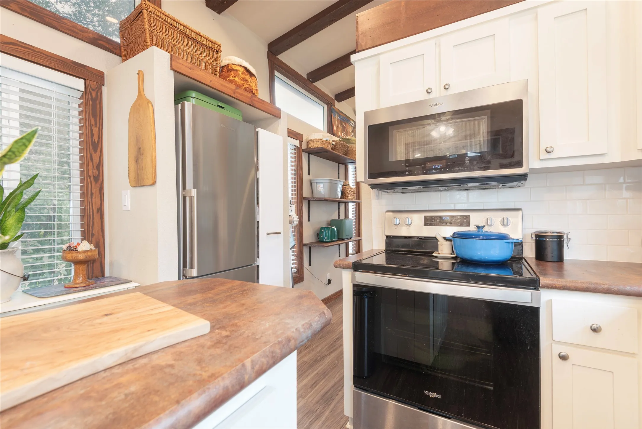 Mobile Home For Sale in Collin County , 921 Pecan Point, Princeton, Texas 75407, 1 Bedroom, 1 Bathroom, Garage spaces, 399 Sqft, built in 2022, mls#21402664, Real Estate Agent in Princeton, Homes For Sale in Collin county, Homes For Sale in Princeton, Realtor in Princeton Texas, Real Estate Brokerage Independent Realty Texas, Luminita Cordes Realtor