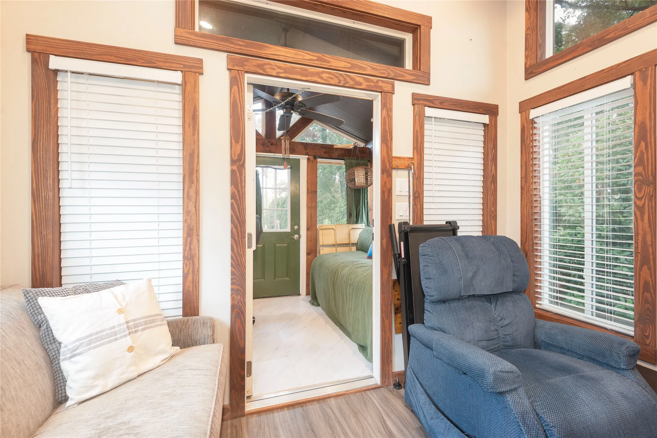 Mobile Home For Sale in Collin County , 921 Pecan Point, Princeton, Texas 75407, 1 Bedroom, 1 Bathroom, Garage spaces, 399 Sqft, built in 2022, mls#21402664, Real Estate Agent in Princeton, Homes For Sale in Collin county, Homes For Sale in Princeton, Realtor in Princeton Texas, Real Estate Brokerage Independent Realty Texas, Luminita Cordes Realtor