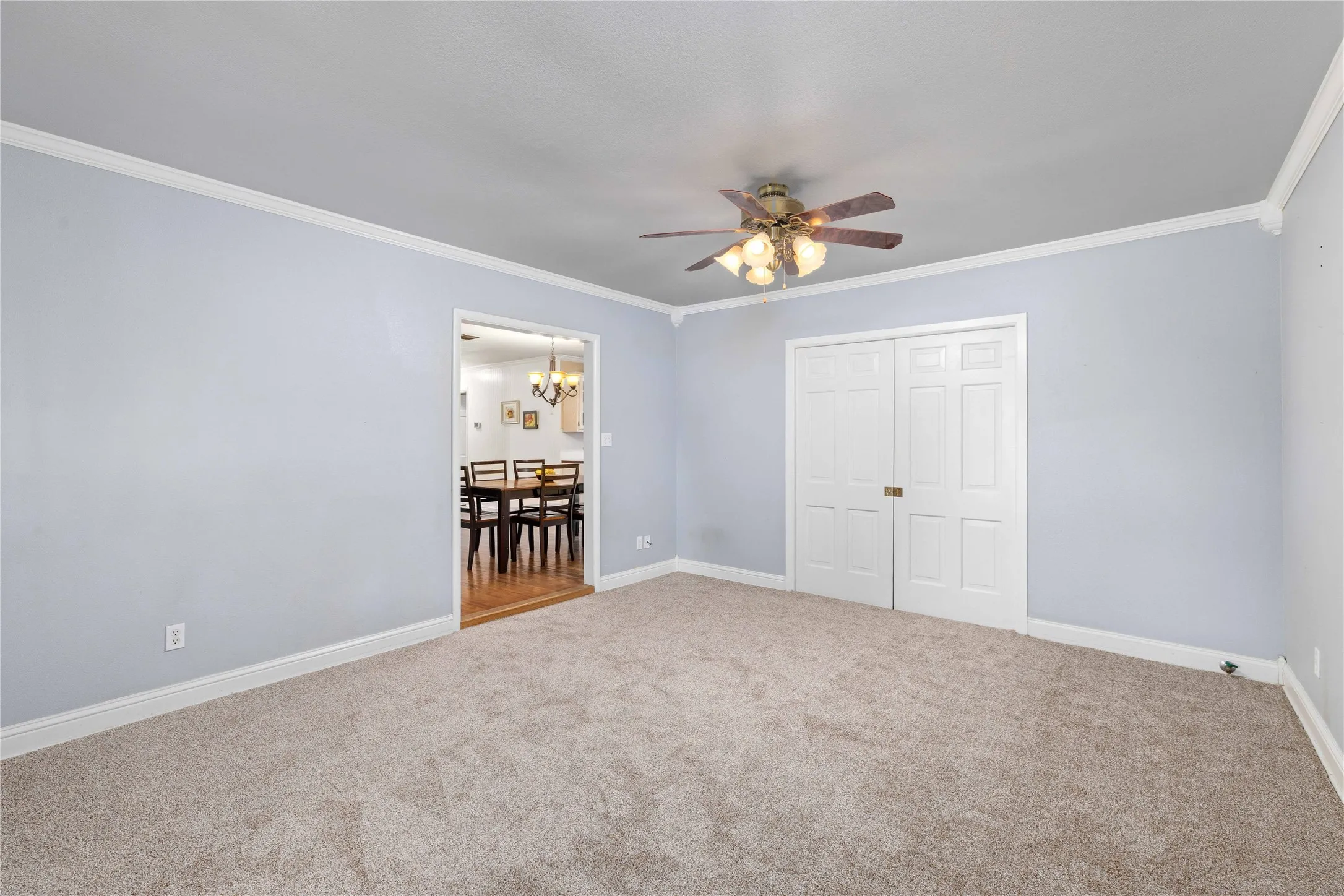 Single Family Residence For Sale in Brown County , 1611 16th Street, Brownwood, Texas 76801, 3 Bedroom, 2 Bathroom, 1 Garage spaces, 1,713 Sqft, built in 1965, mls#21401672, Real Estate Agent in Brownwood, Homes For Sale in Brown county, Homes For Sale in Brownwood, Realtor in Brownwood Texas, Real Estate Brokerage Independent Realty Texas, Luminita Cordes Realtor