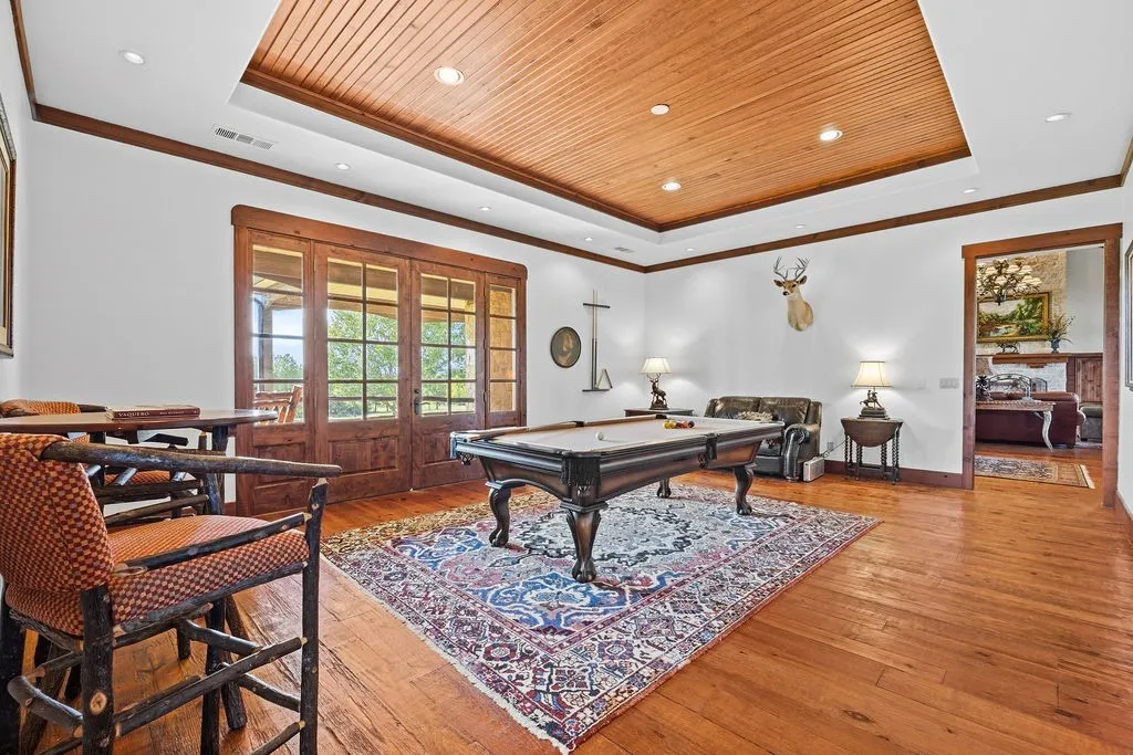 Farm For Sale in Wood County , 1322 Private Road 7891, Mineola, Texas 75773, 4 Bedroom, 3 Bathroom, 2 Garage spaces, 3,064 Sqft, built in 2011, mls#21400940, Real Estate Agent in Mineola, Homes For Sale in Wood county, Homes For Sale in Mineola, Realtor in Mineola Texas, Real Estate Brokerage Independent Realty Texas, Luminita Cordes Realtor