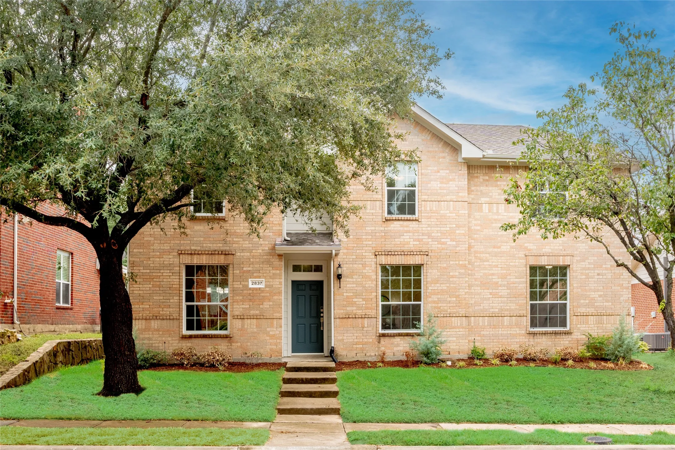Single Family Residence For Sale in Rockwall County , 2837 Deer Ridge Drive, Rockwall, Texas 75032, 4 Bedroom, 3 Bathroom, 2 Garage spaces, 2,788 Sqft, built in 2003, mls#21376798, Real Estate Agent in Rockwall, Homes For Sale in Rockwall county, Homes For Sale in Rockwall, Realtor in Rockwall Texas, Real Estate Brokerage Independent Realty Texas, Luminita Cordes Realtor