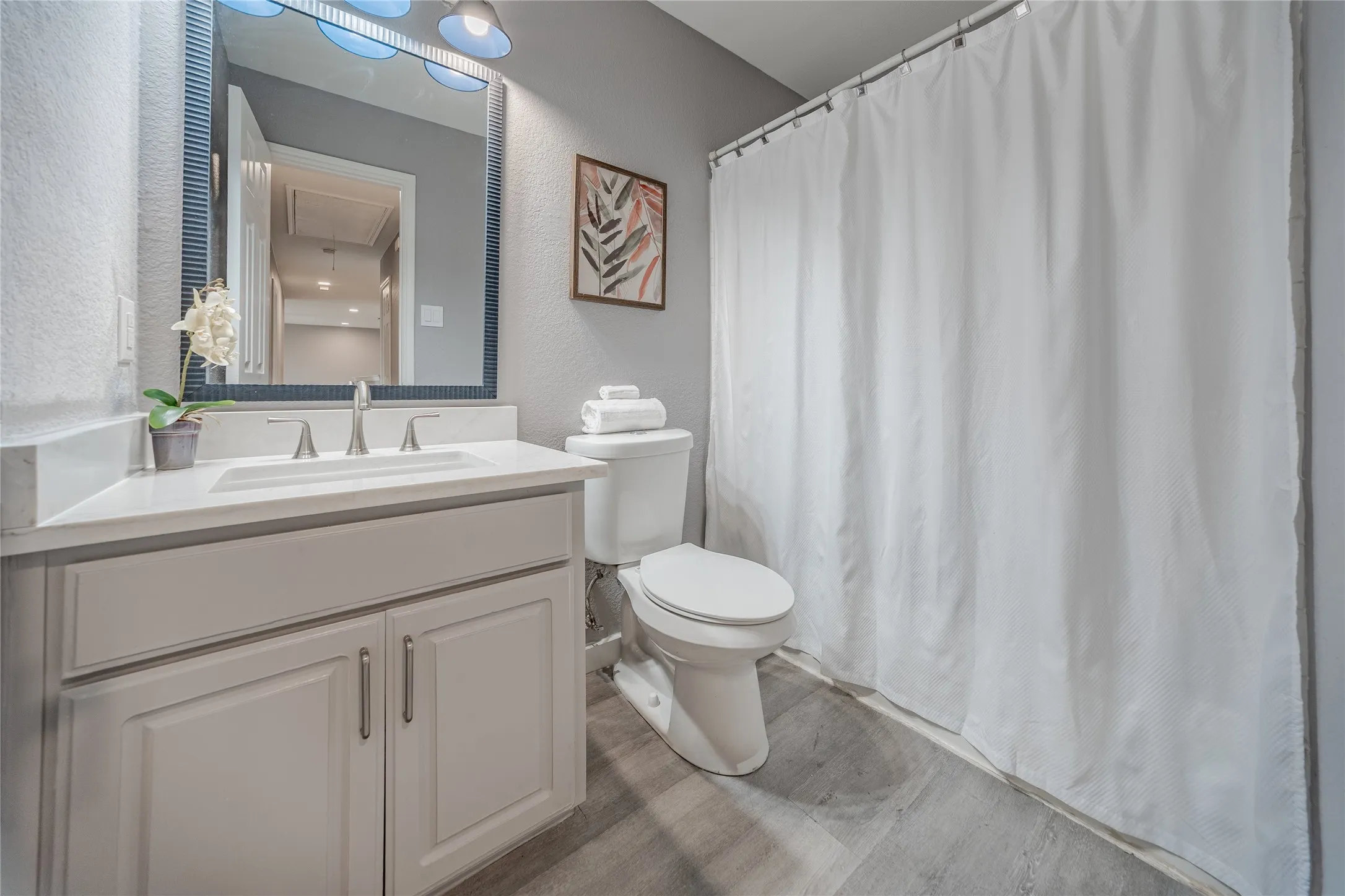Single Family Residence For Sale in Rockwall County , 2837 Deer Ridge Drive, Rockwall, Texas 75032, 4 Bedroom, 3 Bathroom, 2 Garage spaces, 2,788 Sqft, built in 2003, mls#21376798, Real Estate Agent in Rockwall, Homes For Sale in Rockwall county, Homes For Sale in Rockwall, Realtor in Rockwall Texas, Real Estate Brokerage Independent Realty Texas, Luminita Cordes Realtor