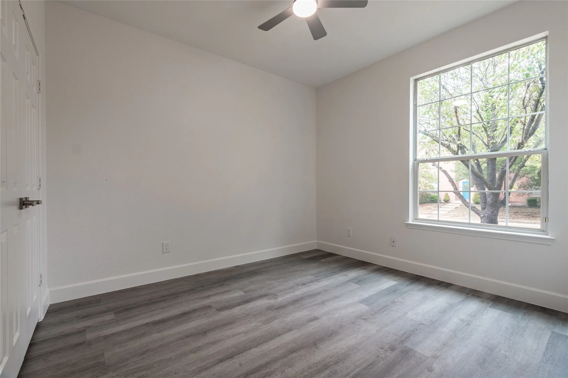 Single Family Residence For Sale in Rockwall County , 2837 Deer Ridge Drive, Rockwall, Texas 75032, 4 Bedroom, 3 Bathroom, 2 Garage spaces, 2,788 Sqft, built in 2003, mls#21376798, Real Estate Agent in Rockwall, Homes For Sale in Rockwall county, Homes For Sale in Rockwall, Realtor in Rockwall Texas, Real Estate Brokerage Independent Realty Texas, Luminita Cordes Realtor