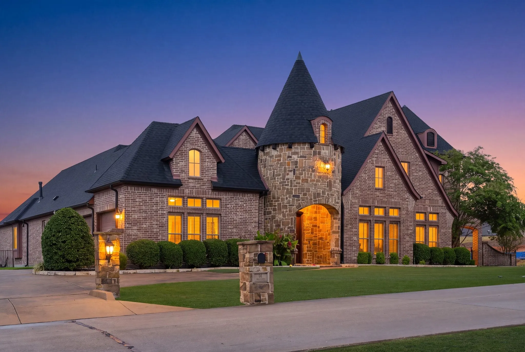 Single Family Residence For Sale in Collin County , 97 Camino Real East, Lucas, Texas 75098, 6 Bedroom, 5 Bathroom, 3 Garage spaces, 5,888 Sqft, built in 2014, mls#21402803, Real Estate Agent in Lucas, Homes For Sale in Collin county, Homes For Sale in Lucas, Realtor in Lucas Texas, Real Estate Brokerage Independent Realty Texas, Luminita Cordes Realtor