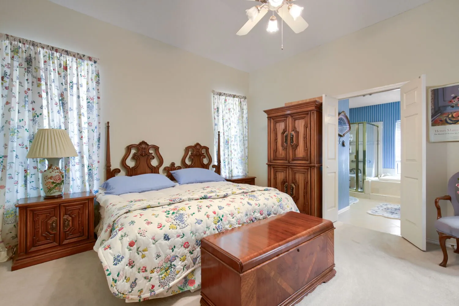 Single Family Residence For Sale in Dallas County , 1538 Highland Road, Dallas, Texas 75218, 3 Bedroom, 3 Bathroom, Garage spaces, 2,651 Sqft, built in 1982, mls#21400320, Real Estate Agent in Dallas, Homes For Sale in Dallas county, Homes For Sale in Dallas, Realtor in Dallas Texas, Real Estate Brokerage Independent Realty Texas, Luminita Cordes Realtor