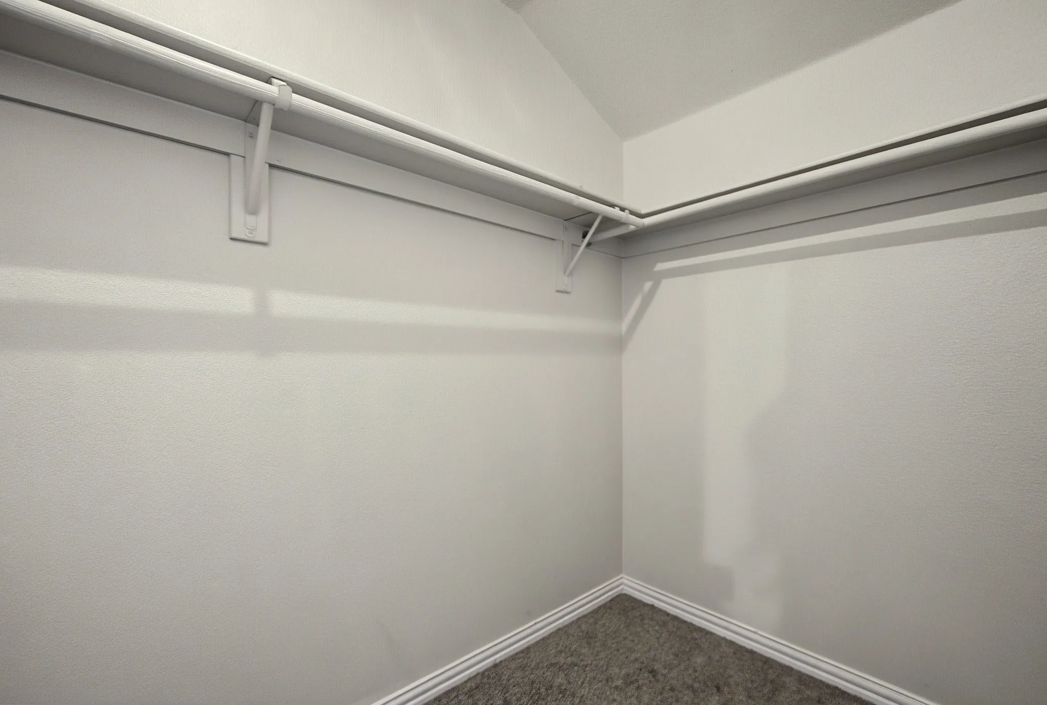 Townhouse For Rent in Collin County , 936 Cypress Creek Drive, Plano, Texas 75025, 3 Bedroom, 3 Bathroom, 2 Garage spaces, 1,585 Sqft, built in 2000, mls#21402896, Real Estate Agent in Plano, Homes For Rent in Collin county, Homes For Rent in Plano, Realtor in Plano Texas, Real Estate Brokerage Independent Realty Texas, Luminita Cordes Realtor
