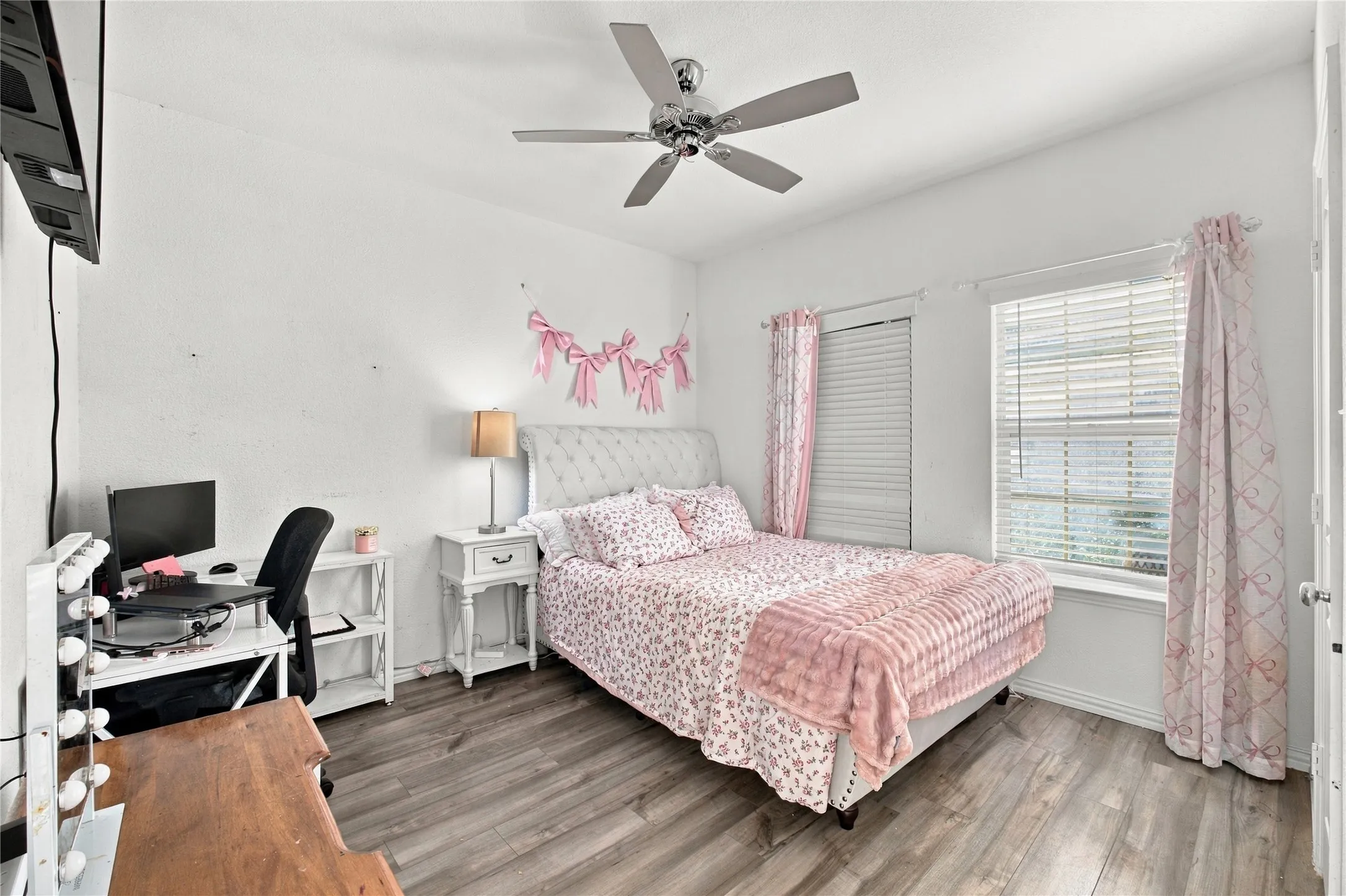Single Family Residence For Sale in Denton County , 14808 Dusty Boot Trail, Fort Worth, Texas 76052, 4 Bedroom, 2 Bathroom, 2 Garage spaces, 1,841 Sqft, built in 2021, mls#21402902, Real Estate Agent in Fort Worth, Homes For Sale in Denton county, Homes For Sale in Fort Worth, Realtor in Fort Worth Texas, Real Estate Brokerage Independent Realty Texas, Luminita Cordes Realtor