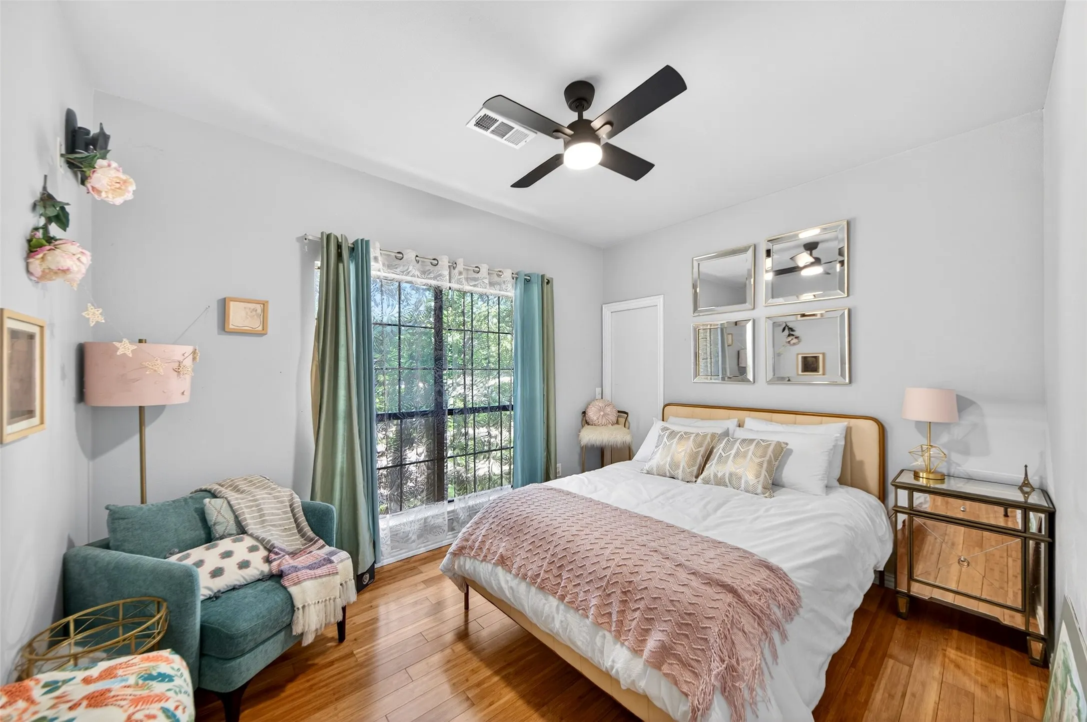 Single Family Residence For Rent in Dallas County , 2032 Juniper Ridge Road, Cedar Hill, Texas 75104, 4 Bedroom, 3 Bathroom, 3 Garage spaces, 3,991 Sqft, built in 1990, mls#21402903, Real Estate Agent in Cedar Hill, Homes For Rent in Dallas county, Homes For Rent in Cedar Hill, Realtor in Cedar Hill Texas, Real Estate Brokerage Independent Realty Texas, Luminita Cordes Realtor