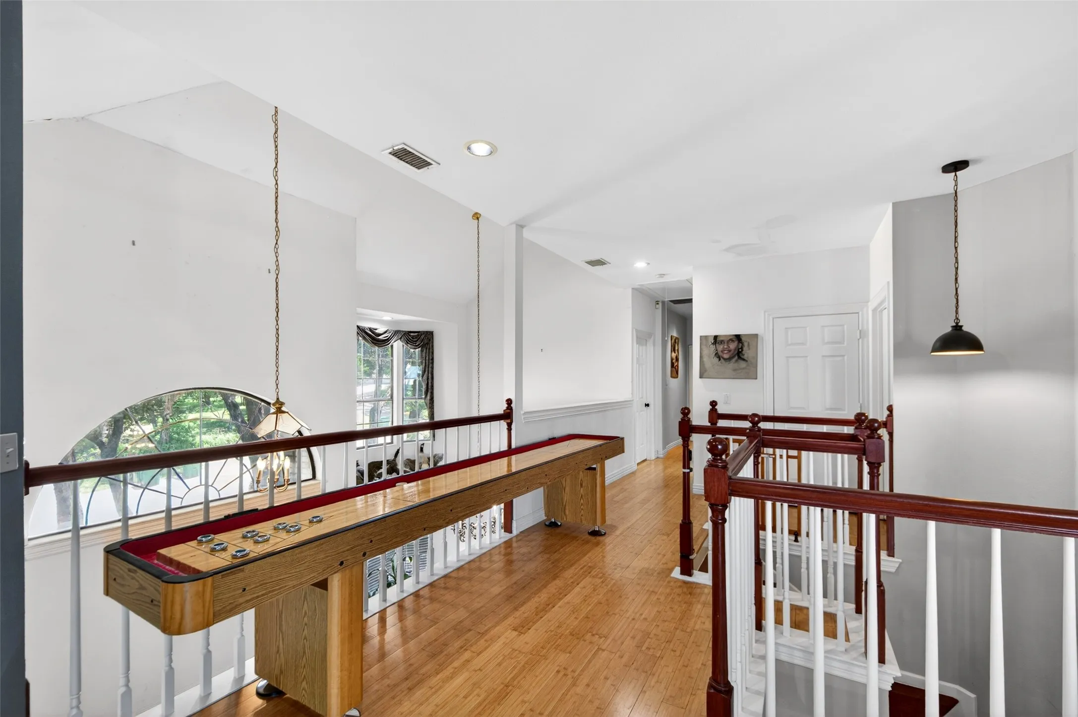 Single Family Residence For Rent in Dallas County , 2032 Juniper Ridge Road, Cedar Hill, Texas 75104, 4 Bedroom, 3 Bathroom, 3 Garage spaces, 3,991 Sqft, built in 1990, mls#21402903, Real Estate Agent in Cedar Hill, Homes For Rent in Dallas county, Homes For Rent in Cedar Hill, Realtor in Cedar Hill Texas, Real Estate Brokerage Independent Realty Texas, Luminita Cordes Realtor