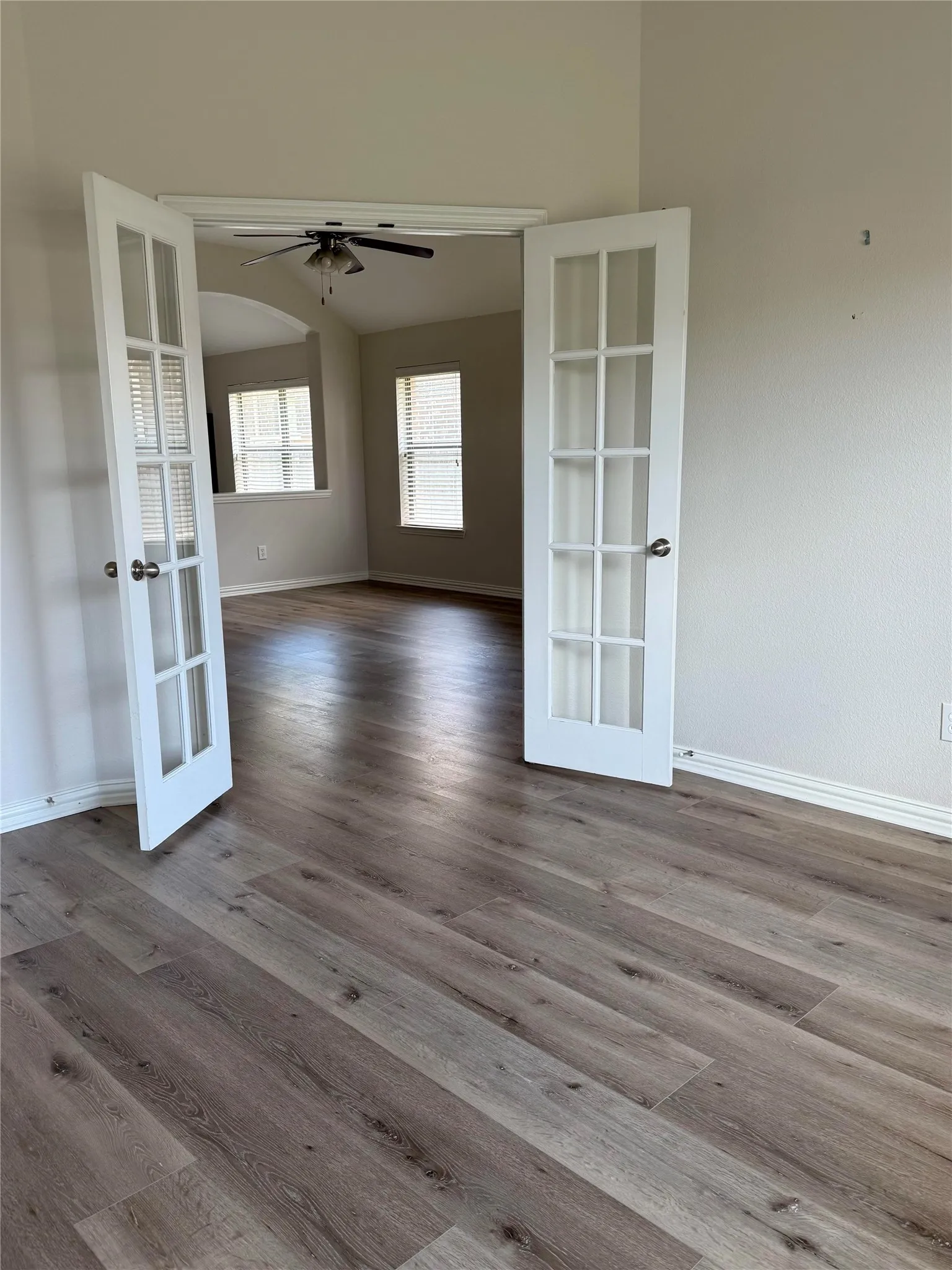 Single Family Residence For Rent in Collin County , 5709 Centeridge Lane, Mc Kinney, Texas 75071, 3 Bedroom, 4 Bathroom, 2 Garage spaces, 2,414 Sqft, built in 2013, mls#21402881, Real Estate Agent in Mc Kinney, Homes For Rent in Collin county, Homes For Rent in Mc Kinney, Realtor in Mc Kinney Texas, Real Estate Brokerage Independent Realty Texas, Luminita Cordes Realtor