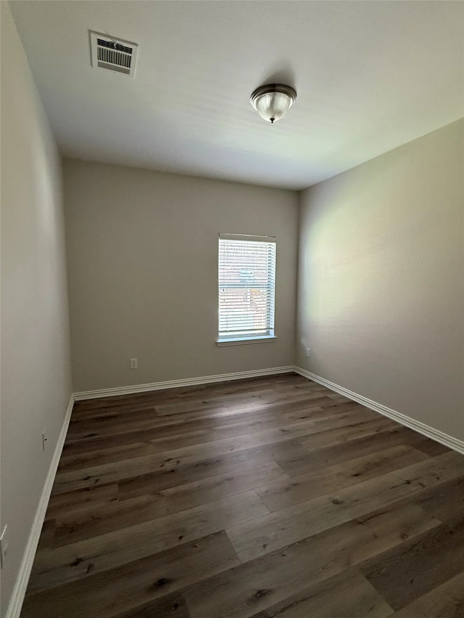 Single Family Residence For Rent in Collin County , 5709 Centeridge Lane, Mc Kinney, Texas 75071, 3 Bedroom, 4 Bathroom, 2 Garage spaces, 2,414 Sqft, built in 2013, mls#21402881, Real Estate Agent in Mc Kinney, Homes For Rent in Collin county, Homes For Rent in Mc Kinney, Realtor in Mc Kinney Texas, Real Estate Brokerage Independent Realty Texas, Luminita Cordes Realtor