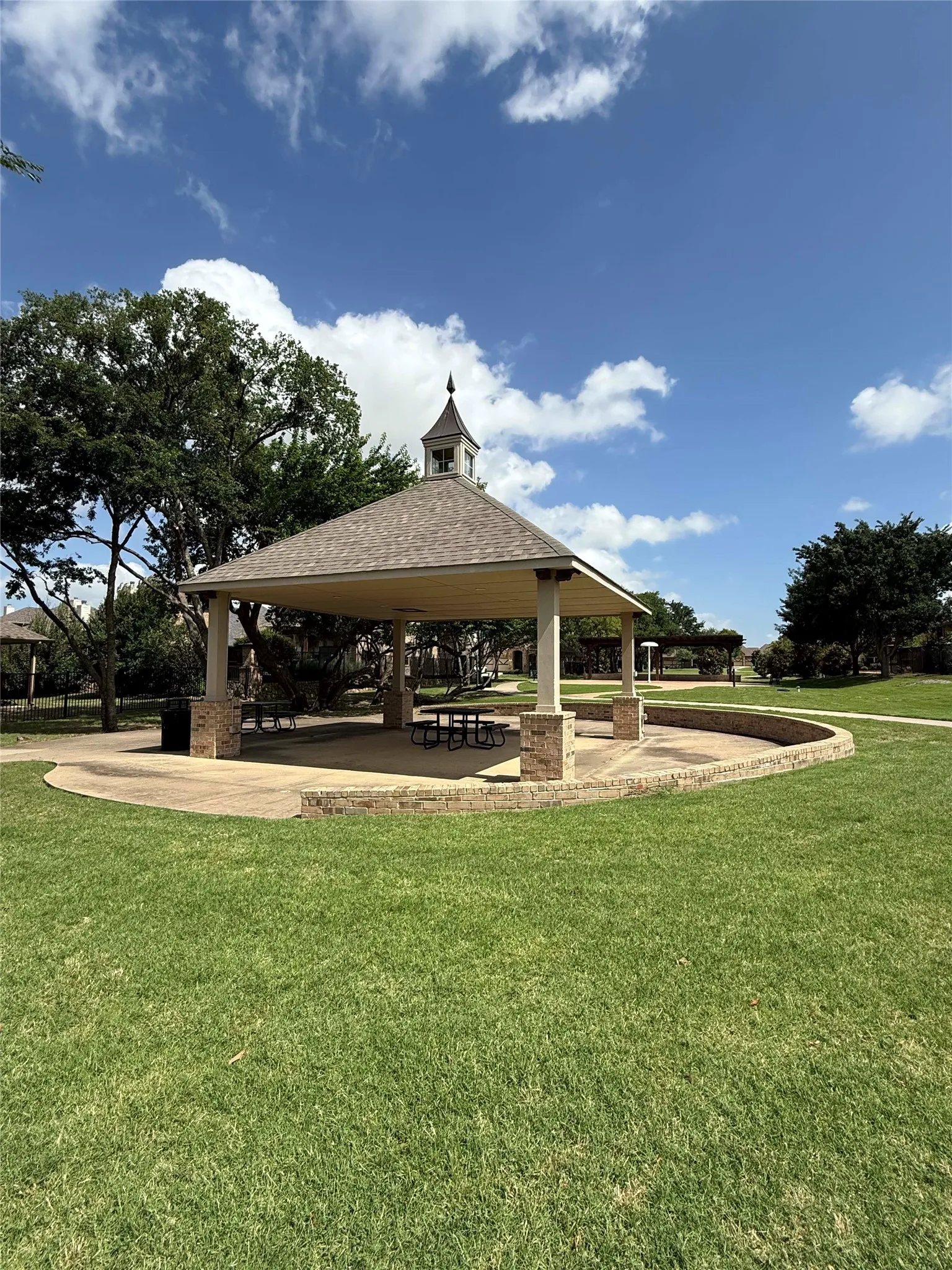 Single Family Residence For Rent in Collin County , 5709 Centeridge Lane, Mc Kinney, Texas 75071, 3 Bedroom, 4 Bathroom, 2 Garage spaces, 2,414 Sqft, built in 2013, mls#21402881, Real Estate Agent in Mc Kinney, Homes For Rent in Collin county, Homes For Rent in Mc Kinney, Realtor in Mc Kinney Texas, Real Estate Brokerage Independent Realty Texas, Luminita Cordes Realtor