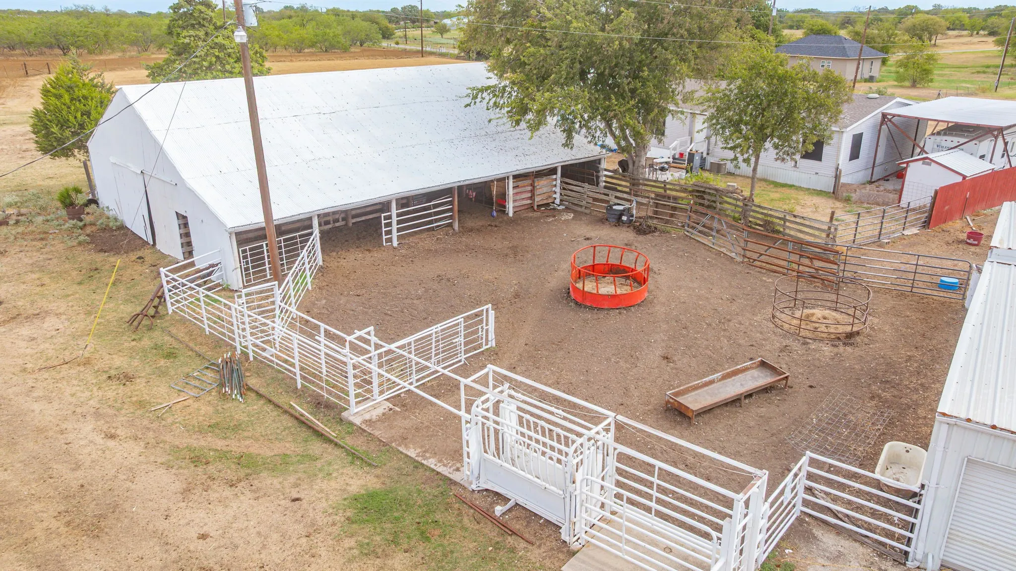 Farm For Sale in Denton County , 4703 Pure Country Lane, Aubrey, Texas 76227, 4 Bedroom, 2 Bathroom, 2 Garage spaces, 2,436 Sqft, built in 1990, mls#21401417, Real Estate Agent in Aubrey, Homes For Sale in Denton county, Homes For Sale in Aubrey, Realtor in Aubrey Texas, Real Estate Brokerage Independent Realty Texas, Luminita Cordes Realtor