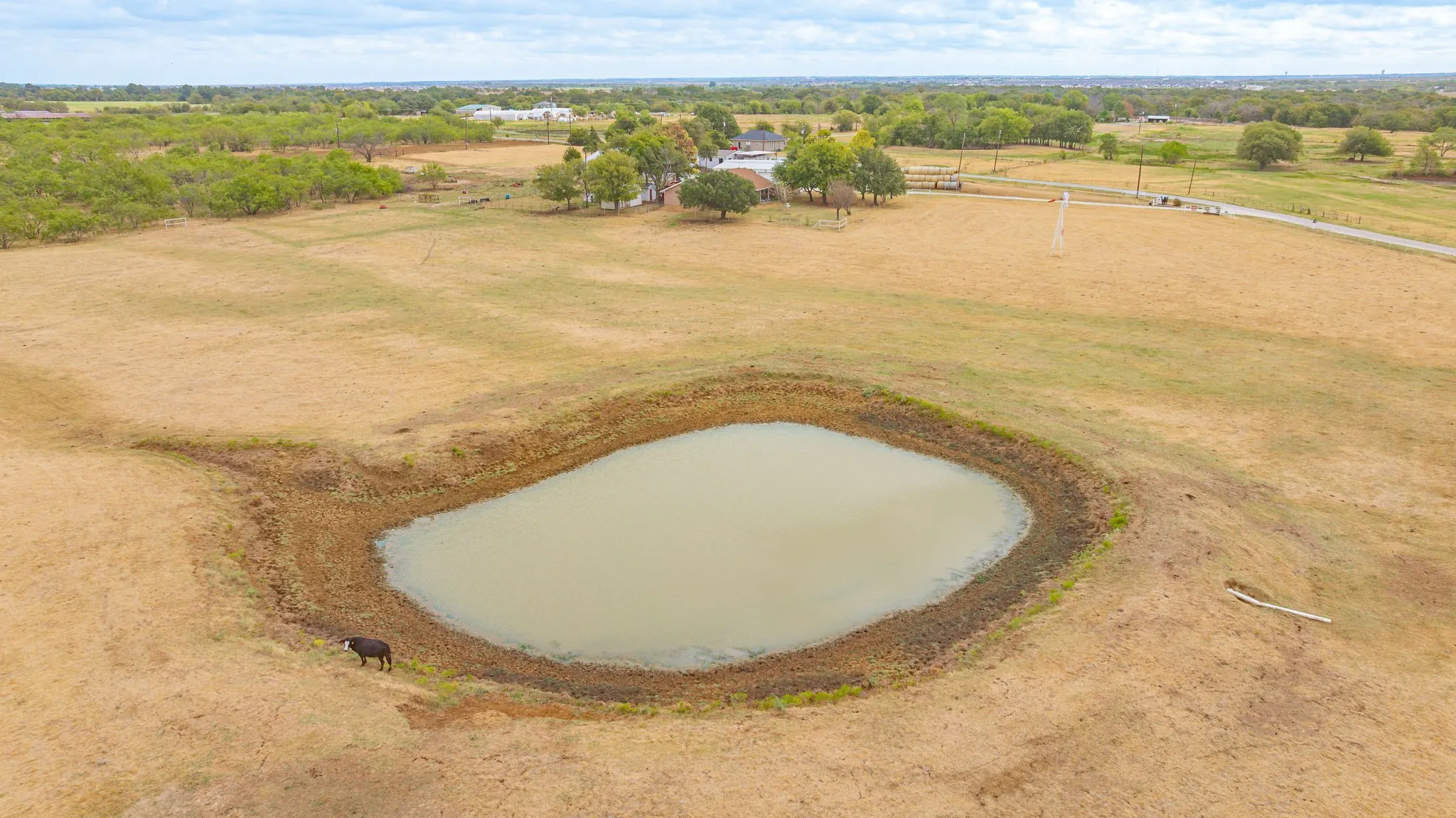 Farm For Sale in Denton County , 4703 Pure Country Lane, Aubrey, Texas 76227, 4 Bedroom, 2 Bathroom, 2 Garage spaces, 2,436 Sqft, built in 1990, mls#21401417, Real Estate Agent in Aubrey, Homes For Sale in Denton county, Homes For Sale in Aubrey, Realtor in Aubrey Texas, Real Estate Brokerage Independent Realty Texas, Luminita Cordes Realtor