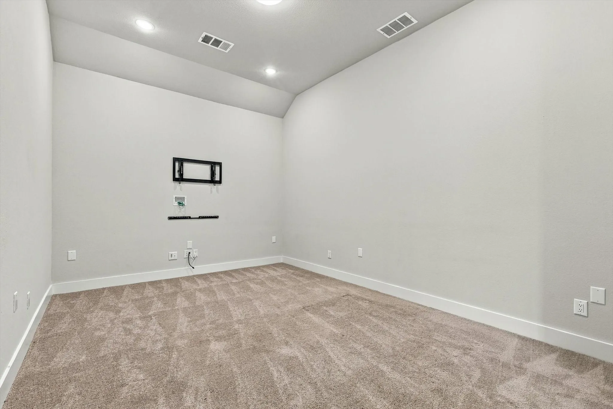 Media / Flex space / Additional living area