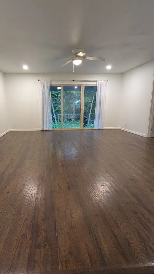 Single Family Residence For Sale in Dallas County , 1406 Eastus Drive, Dallas, Texas 75208, 3 Bedroom, 2 Bathroom, Garage spaces, 2,570 Sqft, built in 1951, mls#21400604, Real Estate Agent in Dallas, Homes For Sale in Dallas county, Homes For Sale in Dallas, Realtor in Dallas Texas, Real Estate Brokerage Independent Realty Texas, Luminita Cordes Realtor