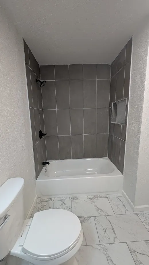 Single Family Residence For Sale in Dallas County , 1406 Eastus Drive, Dallas, Texas 75208, 3 Bedroom, 2 Bathroom, Garage spaces, 2,570 Sqft, built in 1951, mls#21400604, Real Estate Agent in Dallas, Homes For Sale in Dallas county, Homes For Sale in Dallas, Realtor in Dallas Texas, Real Estate Brokerage Independent Realty Texas, Luminita Cordes Realtor