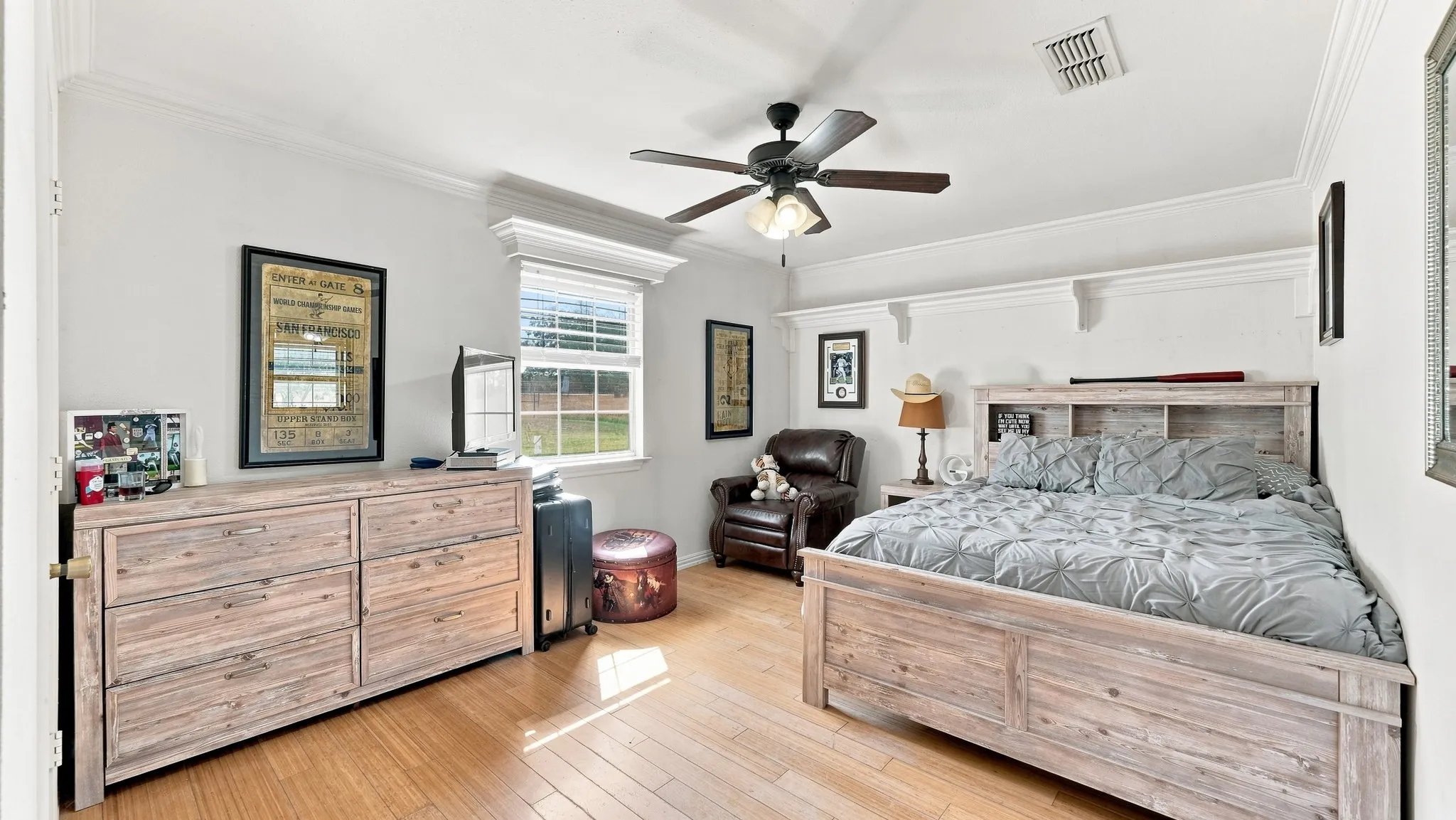 Farm For Sale in Parker County , 1870 Ross Lane 1, Springtown, Texas 76082, 3 Bedroom, 2 Bathroom, Garage spaces, 1,504 Sqft, built in 2005, mls#21402909, Real Estate Agent in Springtown, Homes For Sale in Parker county, Homes For Sale in Springtown, Realtor in Springtown Texas, Real Estate Brokerage Independent Realty Texas, Luminita Cordes Realtor