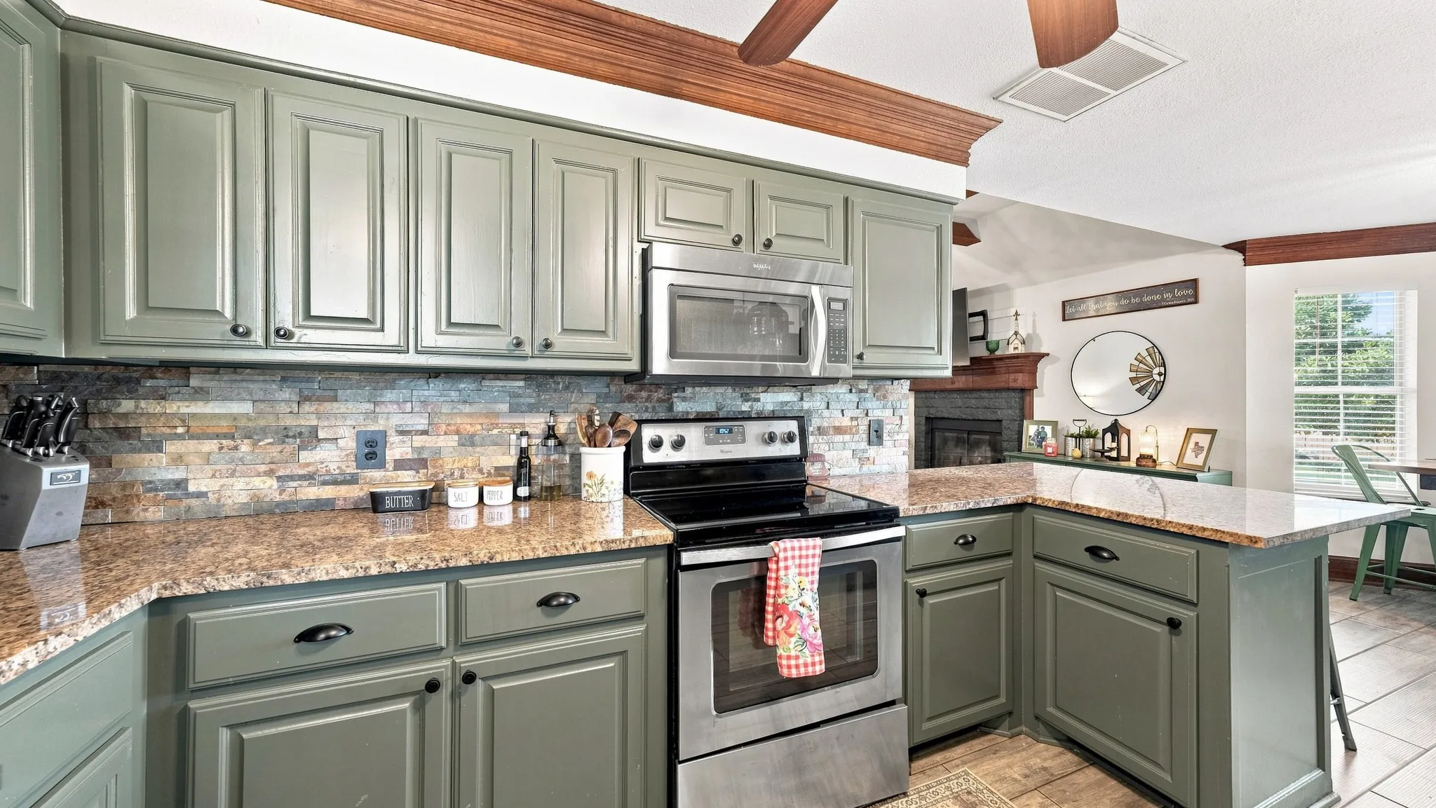 Farm For Sale in Parker County , 1870 Ross Lane 1, Springtown, Texas 76082, 3 Bedroom, 2 Bathroom, Garage spaces, 1,504 Sqft, built in 2005, mls#21402909, Real Estate Agent in Springtown, Homes For Sale in Parker county, Homes For Sale in Springtown, Realtor in Springtown Texas, Real Estate Brokerage Independent Realty Texas, Luminita Cordes Realtor