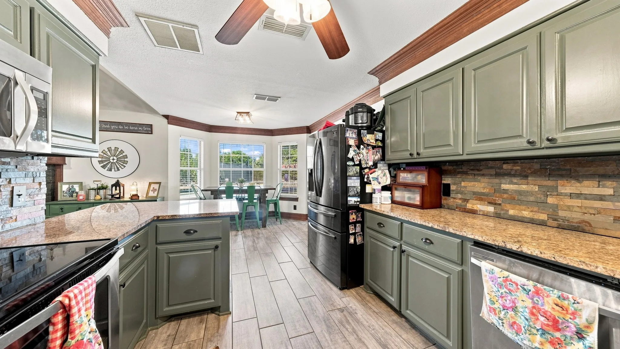 Farm For Sale in Parker County , 1870 Ross Lane 1, Springtown, Texas 76082, 3 Bedroom, 2 Bathroom, Garage spaces, 1,504 Sqft, built in 2005, mls#21402909, Real Estate Agent in Springtown, Homes For Sale in Parker county, Homes For Sale in Springtown, Realtor in Springtown Texas, Real Estate Brokerage Independent Realty Texas, Luminita Cordes Realtor