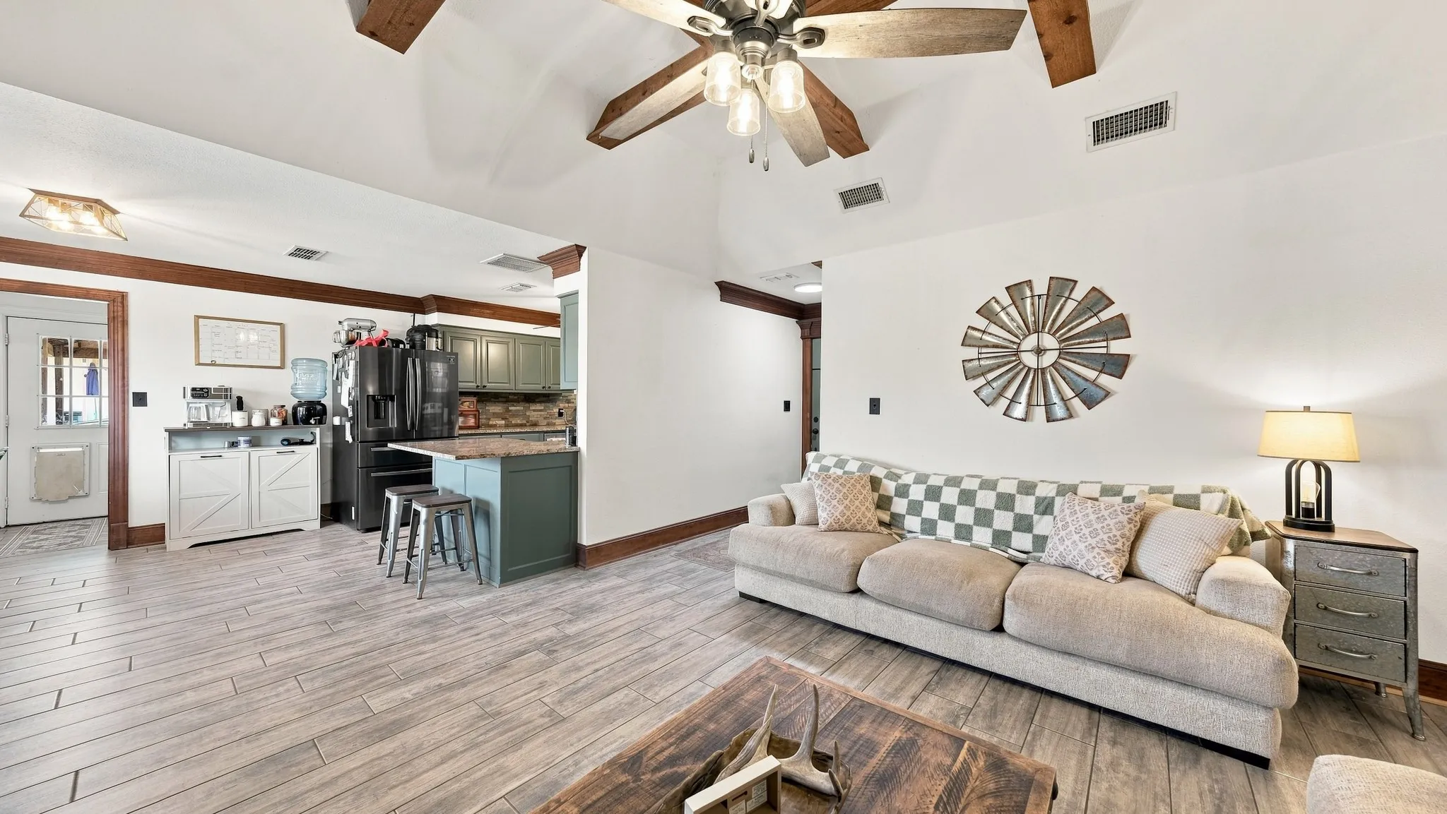 Farm For Sale in Parker County , 1870 Ross Lane 1, Springtown, Texas 76082, 3 Bedroom, 2 Bathroom, Garage spaces, 1,504 Sqft, built in 2005, mls#21402909, Real Estate Agent in Springtown, Homes For Sale in Parker county, Homes For Sale in Springtown, Realtor in Springtown Texas, Real Estate Brokerage Independent Realty Texas, Luminita Cordes Realtor
