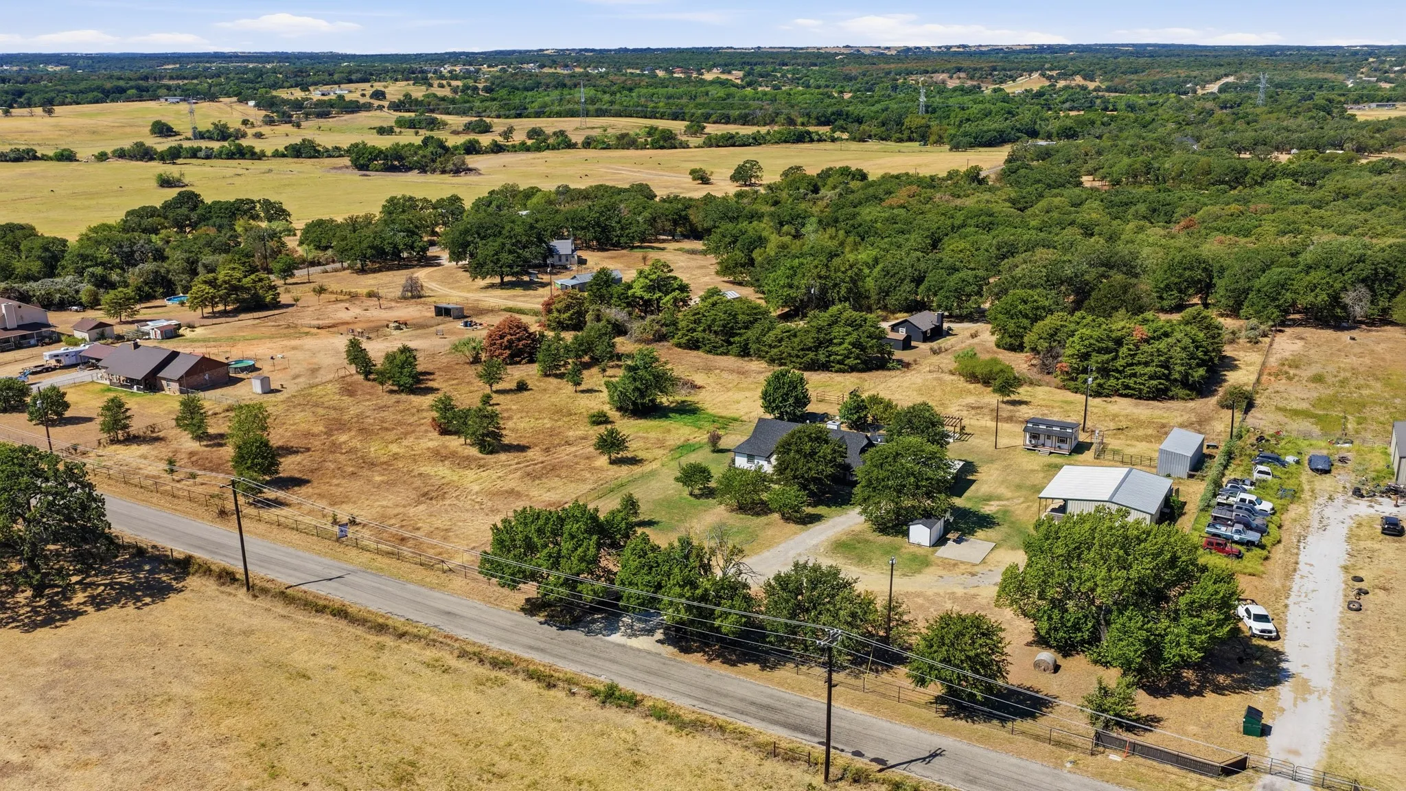 Farm For Sale in Parker County , 1870 Ross Lane 1, Springtown, Texas 76082, 3 Bedroom, 2 Bathroom, Garage spaces, 1,504 Sqft, built in 2005, mls#21402909, Real Estate Agent in Springtown, Homes For Sale in Parker county, Homes For Sale in Springtown, Realtor in Springtown Texas, Real Estate Brokerage Independent Realty Texas, Luminita Cordes Realtor