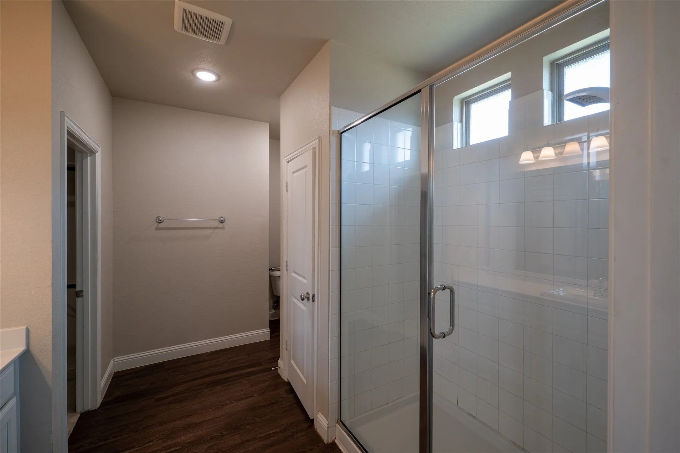 Single Family Residence For Rent in Kaufman County , 1004 Alexa Drive, Forney, Texas 75126, 3 Bedroom, 2 Bathroom, 2 Garage spaces, 1,764 Sqft, built in 2017, mls#21402920, Real Estate Agent in Forney, Homes For Rent in Kaufman county, Homes For Rent in Forney, Realtor in Forney Texas, Real Estate Brokerage Independent Realty Texas, Luminita Cordes Realtor
