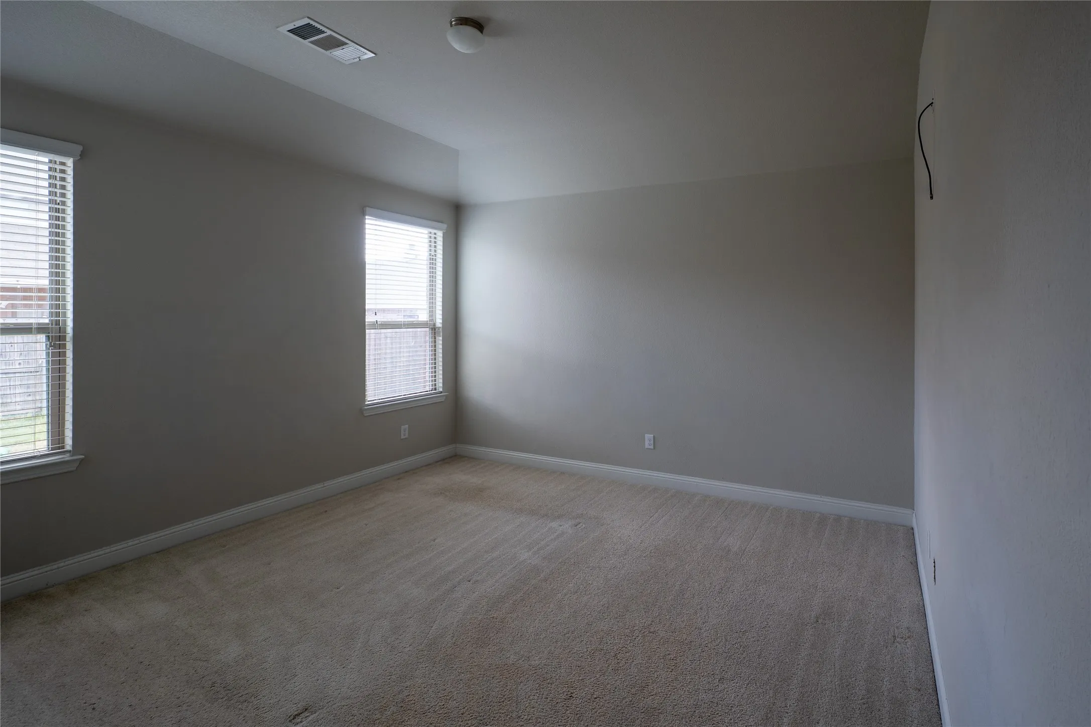 Single Family Residence For Rent in Kaufman County , 1004 Alexa Drive, Forney, Texas 75126, 3 Bedroom, 2 Bathroom, 2 Garage spaces, 1,764 Sqft, built in 2017, mls#21402920, Real Estate Agent in Forney, Homes For Rent in Kaufman county, Homes For Rent in Forney, Realtor in Forney Texas, Real Estate Brokerage Independent Realty Texas, Luminita Cordes Realtor