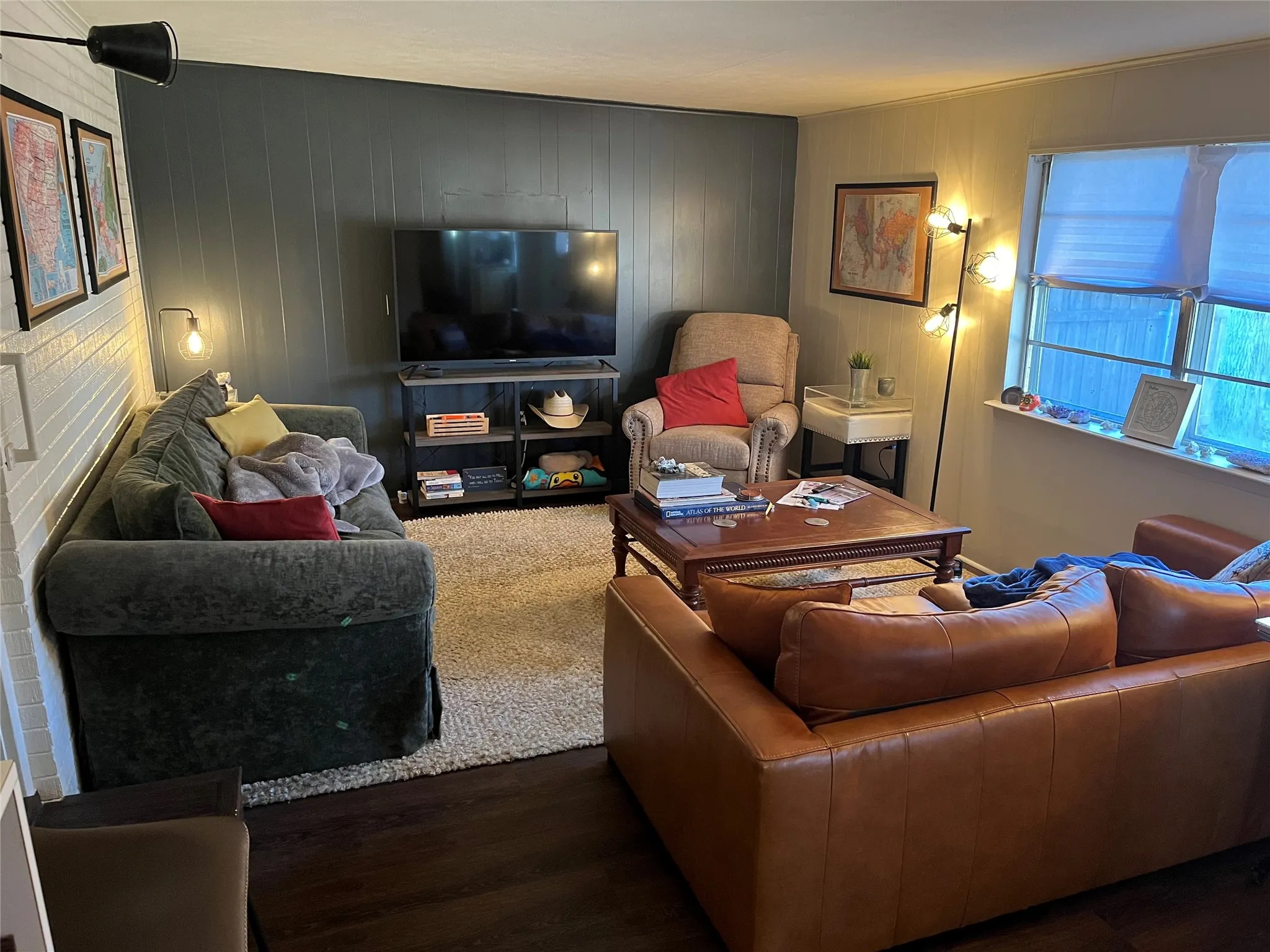Single Family Residence For Rent in Dallas County , 1911 Ferndale Avenue, Dallas, Texas 75224, 3 Bedroom, 1 Bathroom, 1 Garage spaces, 1,532 Sqft, built in 1952, mls#21402908, Real Estate Agent in Dallas, Homes For Rent in Dallas county, Homes For Rent in Dallas, Realtor in Dallas Texas, Real Estate Brokerage Independent Realty Texas, Luminita Cordes Realtor
