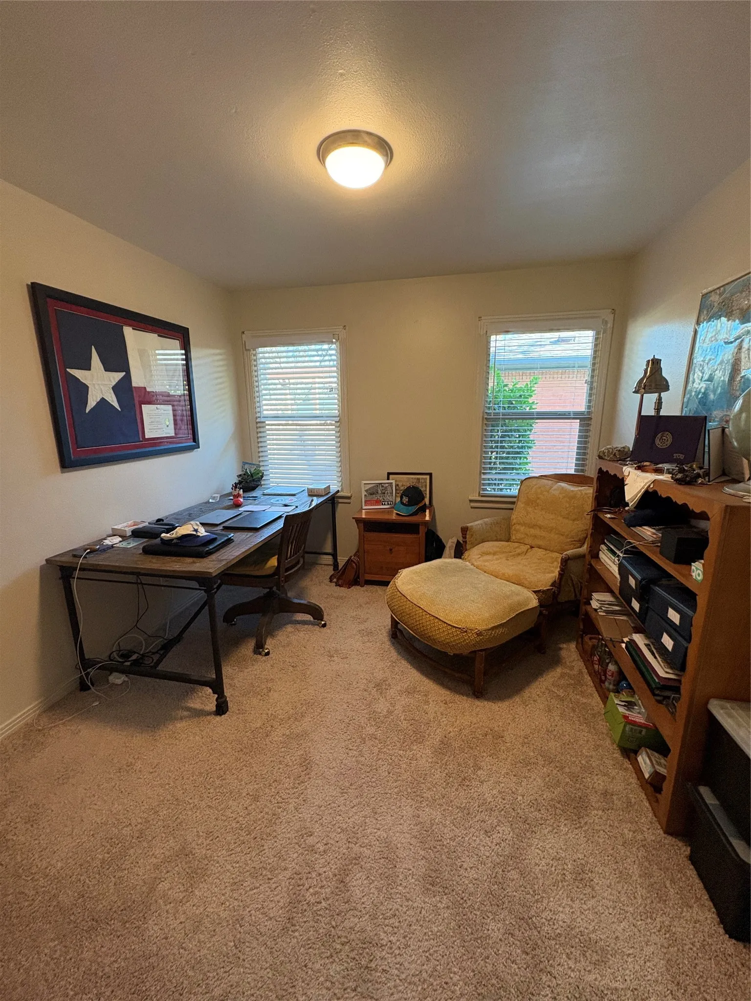 Single Family Residence For Rent in Dallas County , 1911 Ferndale Avenue, Dallas, Texas 75224, 3 Bedroom, 1 Bathroom, 1 Garage spaces, 1,532 Sqft, built in 1952, mls#21402908, Real Estate Agent in Dallas, Homes For Rent in Dallas county, Homes For Rent in Dallas, Realtor in Dallas Texas, Real Estate Brokerage Independent Realty Texas, Luminita Cordes Realtor