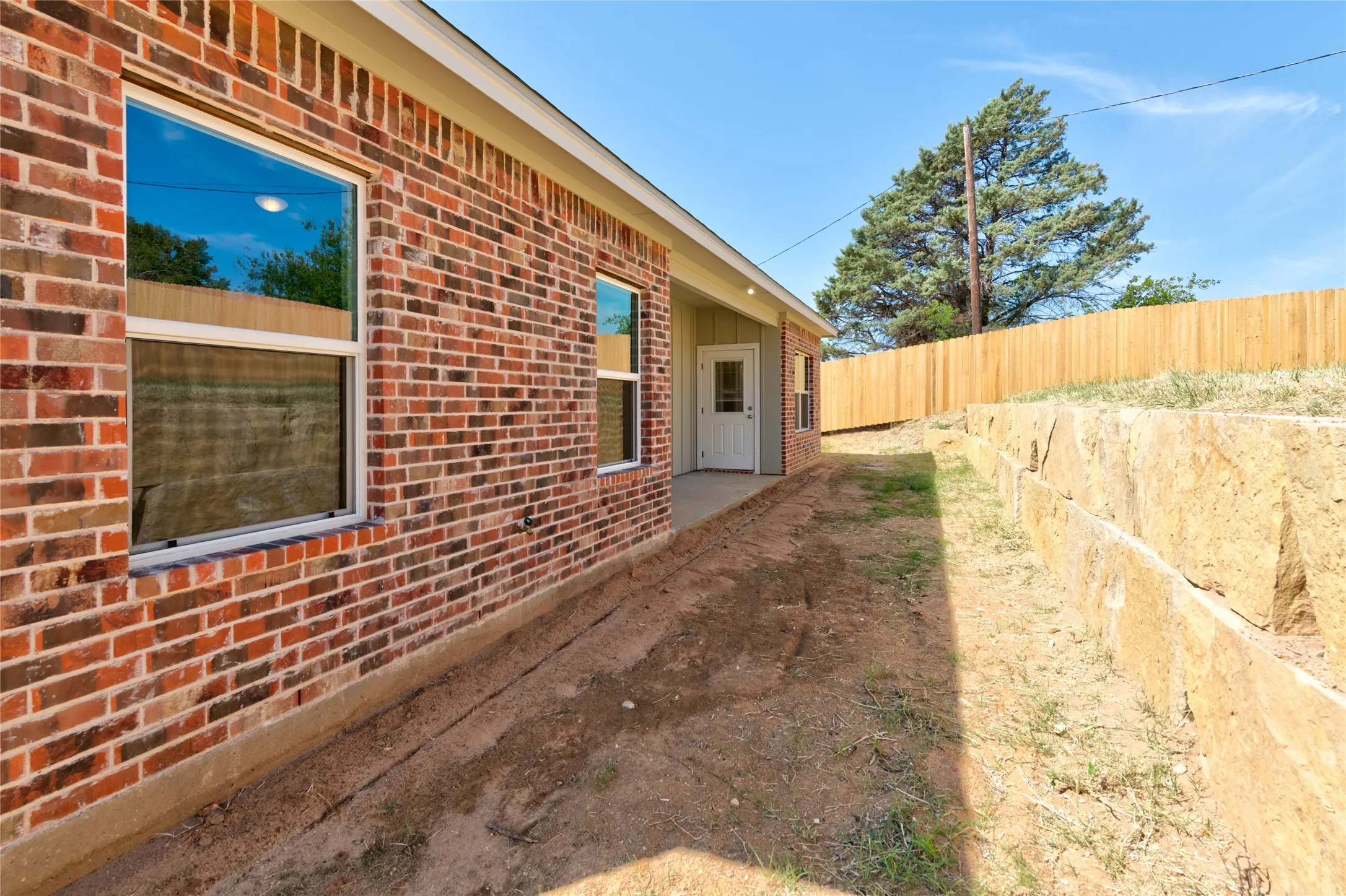 Single Family Residence For Sale in Callahan County , 119 Shallow Water Court, Clyde, Texas 79510, 3 Bedroom, 2 Bathroom, 2 Garage spaces, 1,448 Sqft, built in 2026, mls#21402761, Real Estate Agent in Clyde, Homes For Sale in Callahan county, Homes For Sale in Clyde, Realtor in Clyde Texas, Real Estate Brokerage Independent Realty Texas, Luminita Cordes Realtor