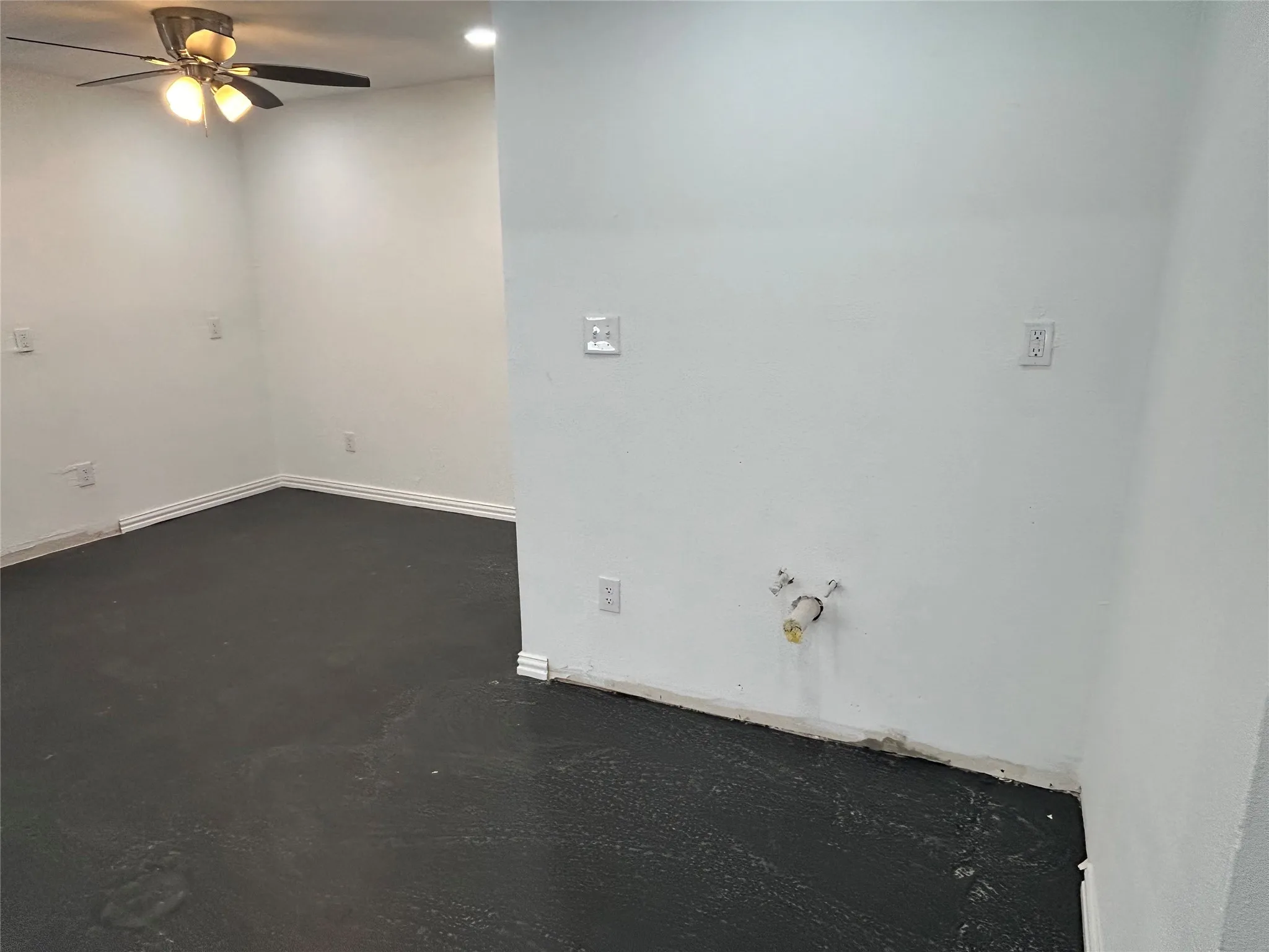 Retail For Rent in Dallas County , 1309 Ferndale Avenue, Dallas, Texas 75224, 0, 0, Garage spaces, 0 Sqft, built in 1950, mls#21402943, Real Estate Agent in Dallas, Homes For Rent in Dallas county, Homes For Rent in Dallas, Realtor in Dallas Texas, Real Estate Brokerage Independent Realty Texas, Luminita Cordes Realtor