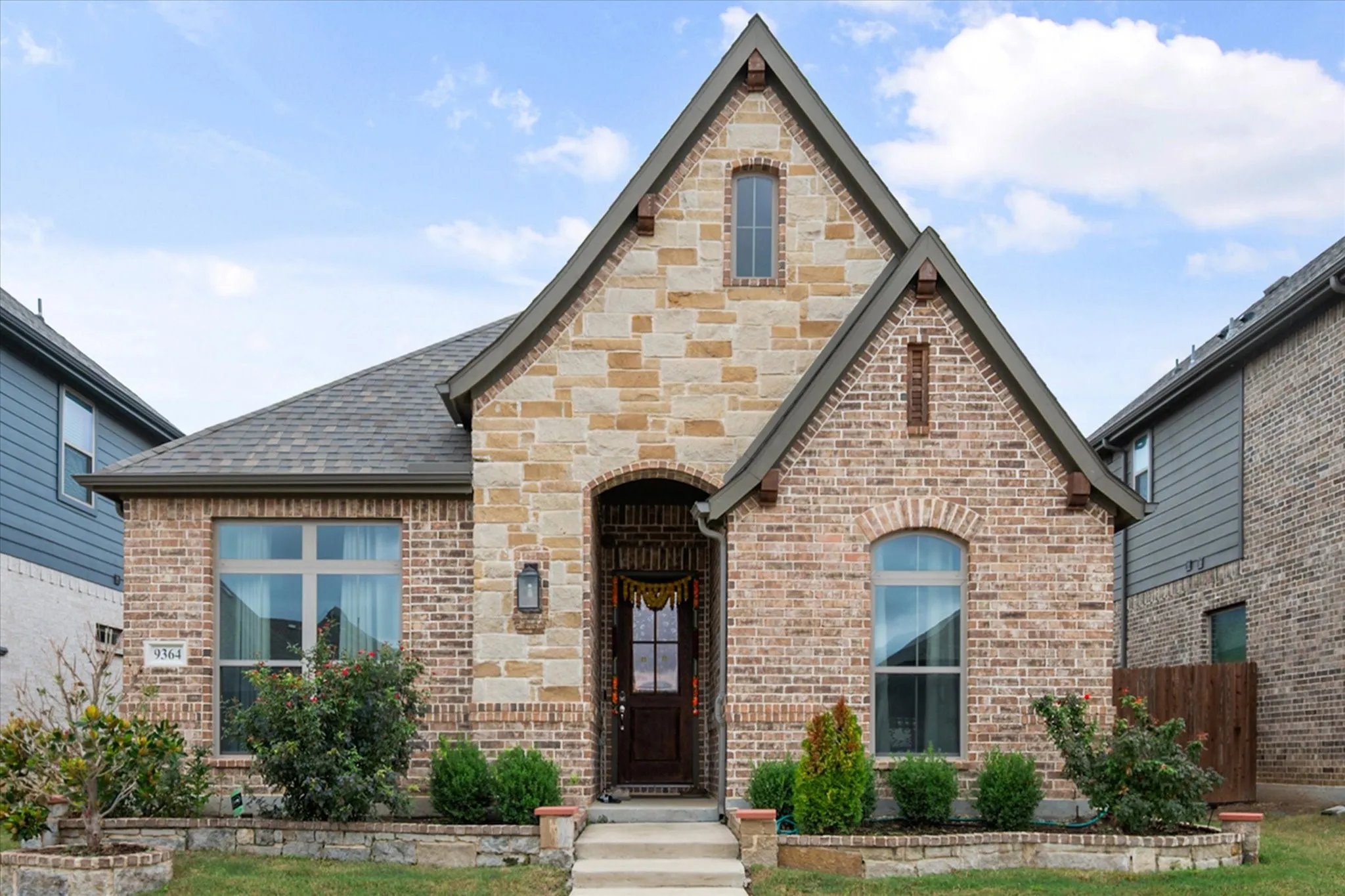 Single Family Residence For Sale in Tarrant County , 9364 Sunrise Trail, Fort Worth, Texas 76118, 3 Bedroom, 2 Bathroom, 2 Garage spaces, 1,758 Sqft, built in 2020, mls#21400832, Real Estate Agent in Fort Worth, Homes For Sale in Tarrant county, Homes For Sale in Fort Worth, Realtor in Fort Worth Texas, Real Estate Brokerage Independent Realty Texas, Luminita Cordes Realtor