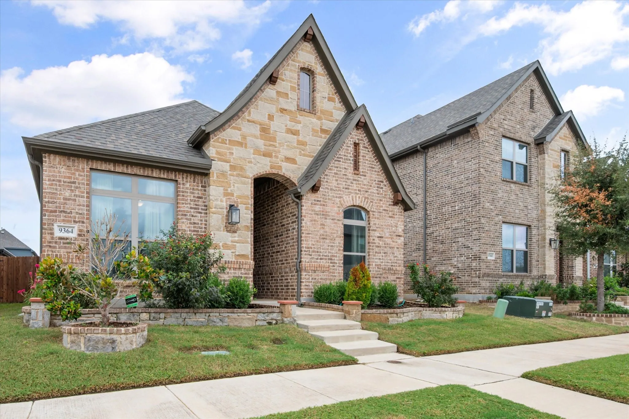Single Family Residence For Sale in Tarrant County , 9364 Sunrise Trail, Fort Worth, Texas 76118, 3 Bedroom, 2 Bathroom, 2 Garage spaces, 1,758 Sqft, built in 2020, mls#21400832, Real Estate Agent in Fort Worth, Homes For Sale in Tarrant county, Homes For Sale in Fort Worth, Realtor in Fort Worth Texas, Real Estate Brokerage Independent Realty Texas, Luminita Cordes Realtor
