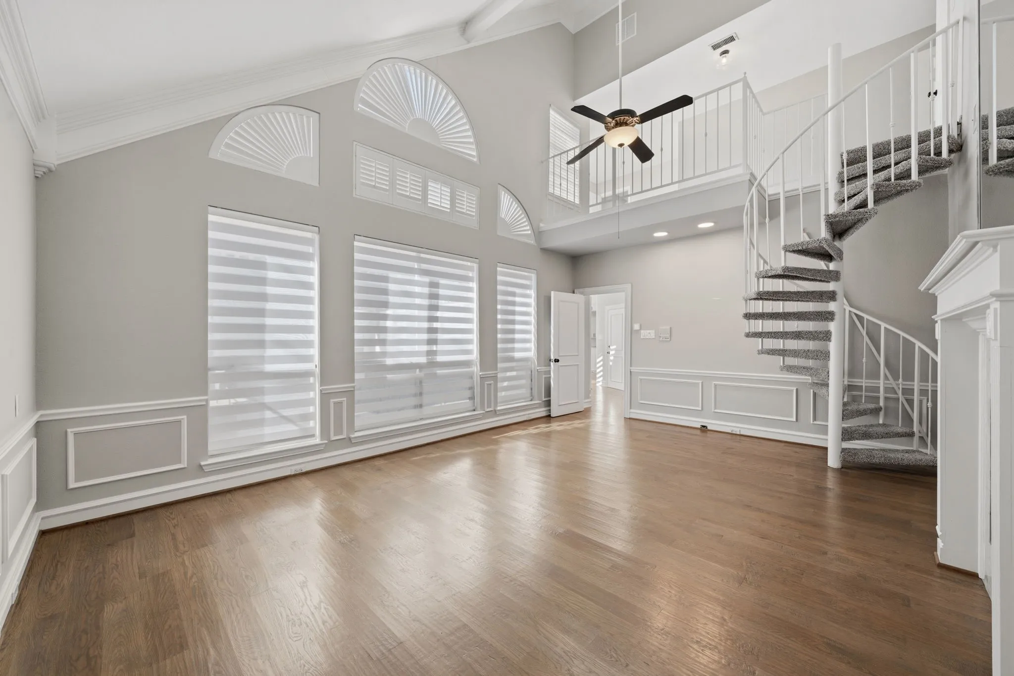 Single Family Residence For Rent in Collin County , 18003 Benchmark Drive, Dallas, Texas 75252, 5 Bedroom, 4 Bathroom, 3 Garage spaces, 4,012 Sqft, built in 1990, mls#21402956, Real Estate Agent in Dallas, Homes For Rent in Collin county, Homes For Rent in Dallas, Realtor in Dallas Texas, Real Estate Brokerage Independent Realty Texas, Luminita Cordes Realtor