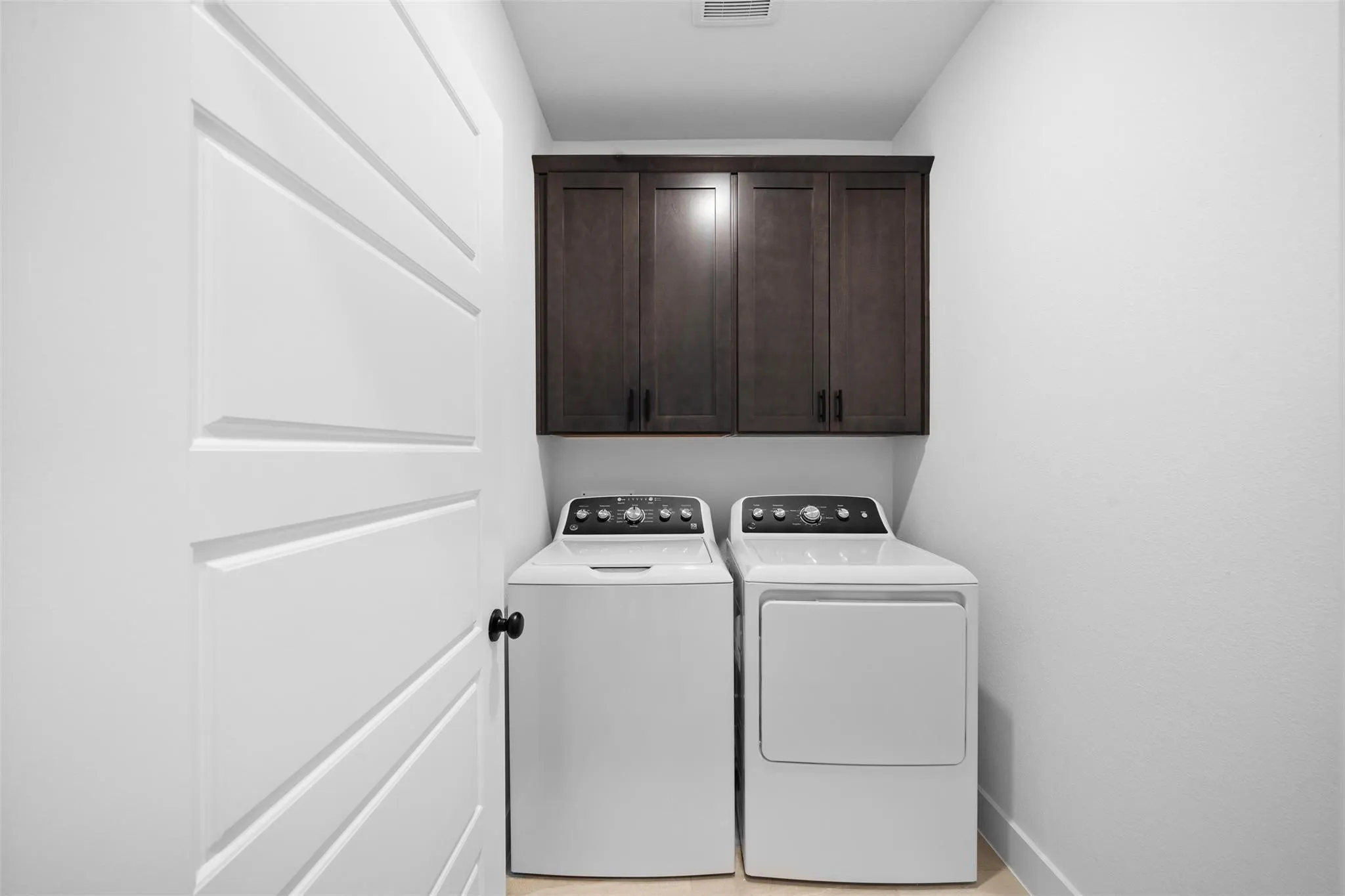 Townhouse For Rent in Collin County , 1220 Eureka Springs Street, Celina, Texas 75078, 4 Bedroom, 3 Bathroom, 2 Garage spaces, 1,970 Sqft, built in 2025, mls#21402959, Real Estate Agent in Celina, Homes For Rent in Collin county, Homes For Rent in Celina, Realtor in Celina Texas, Real Estate Brokerage Independent Realty Texas, Luminita Cordes Realtor