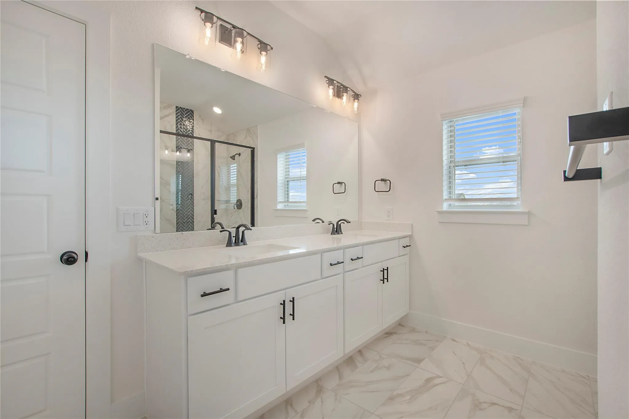 Townhouse For Rent in Collin County , 1220 Eureka Springs Street, Celina, Texas 75078, 4 Bedroom, 3 Bathroom, 2 Garage spaces, 1,970 Sqft, built in 2025, mls#21402959, Real Estate Agent in Celina, Homes For Rent in Collin county, Homes For Rent in Celina, Realtor in Celina Texas, Real Estate Brokerage Independent Realty Texas, Luminita Cordes Realtor