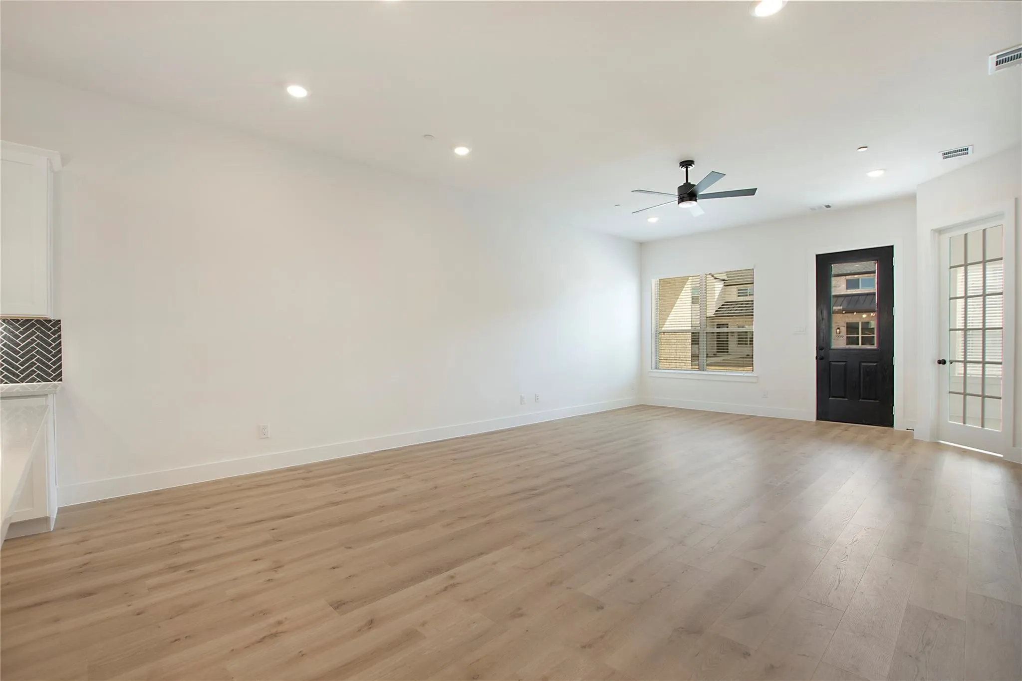 Townhouse For Rent in Collin County , 1220 Eureka Springs Street, Celina, Texas 75078, 4 Bedroom, 3 Bathroom, 2 Garage spaces, 1,970 Sqft, built in 2025, mls#21402959, Real Estate Agent in Celina, Homes For Rent in Collin county, Homes For Rent in Celina, Realtor in Celina Texas, Real Estate Brokerage Independent Realty Texas, Luminita Cordes Realtor
