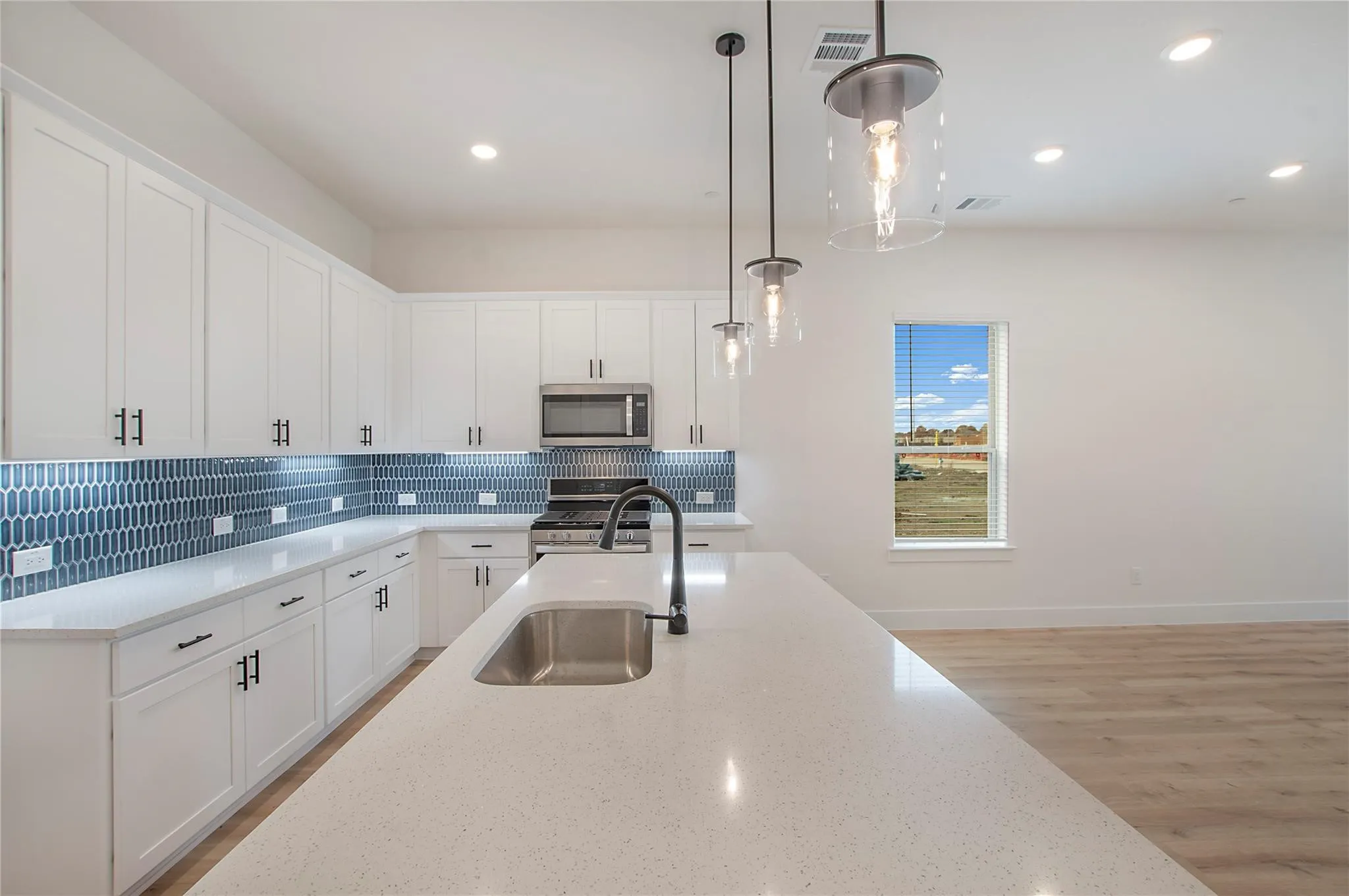 Townhouse For Rent in Collin County , 1220 Eureka Springs Street, Celina, Texas 75078, 4 Bedroom, 3 Bathroom, 2 Garage spaces, 1,970 Sqft, built in 2025, mls#21402959, Real Estate Agent in Celina, Homes For Rent in Collin county, Homes For Rent in Celina, Realtor in Celina Texas, Real Estate Brokerage Independent Realty Texas, Luminita Cordes Realtor