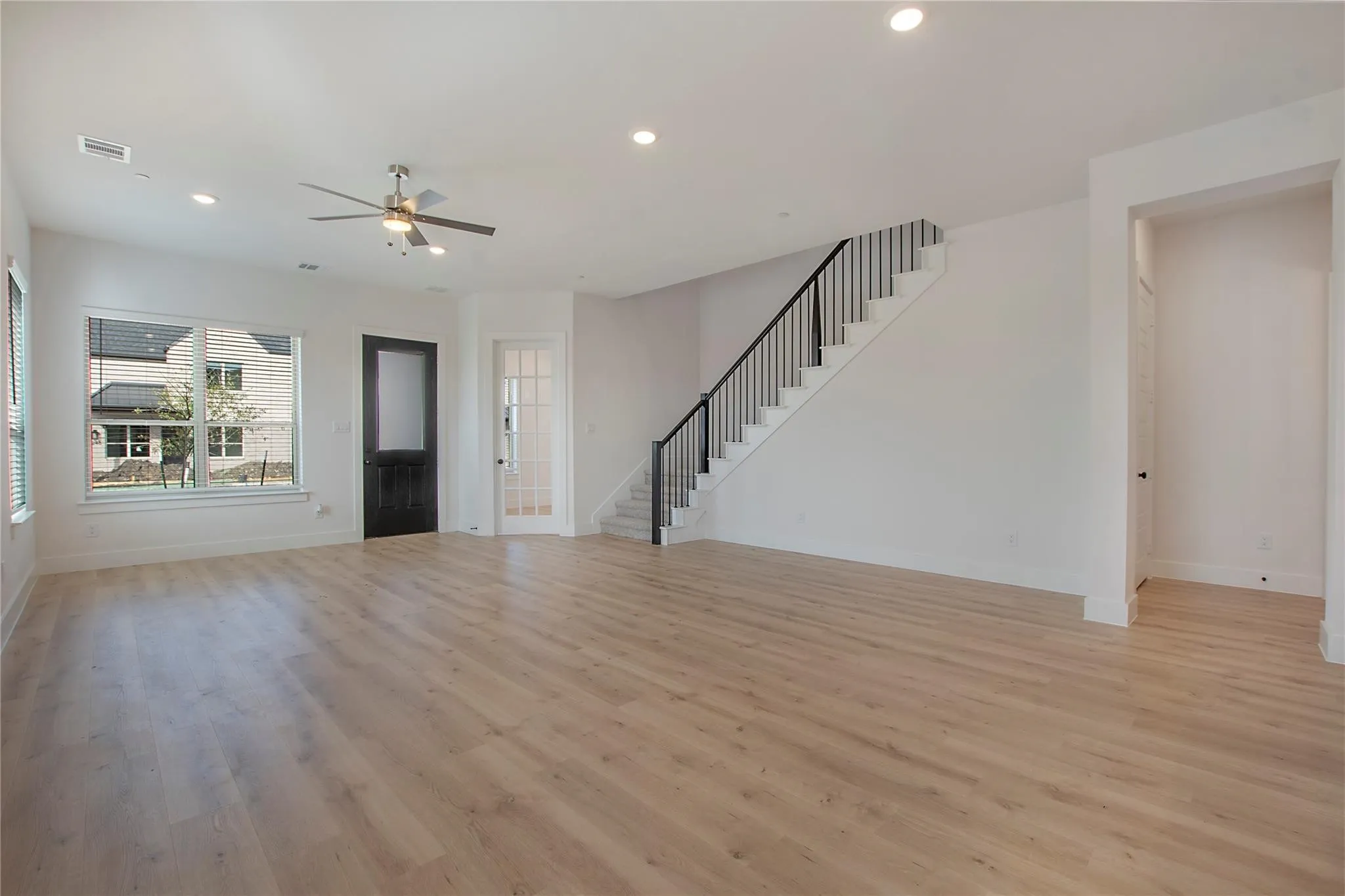 Townhouse For Rent in Collin County , 1220 Eureka Springs Street, Celina, Texas 75078, 4 Bedroom, 3 Bathroom, 2 Garage spaces, 1,970 Sqft, built in 2025, mls#21402959, Real Estate Agent in Celina, Homes For Rent in Collin county, Homes For Rent in Celina, Realtor in Celina Texas, Real Estate Brokerage Independent Realty Texas, Luminita Cordes Realtor