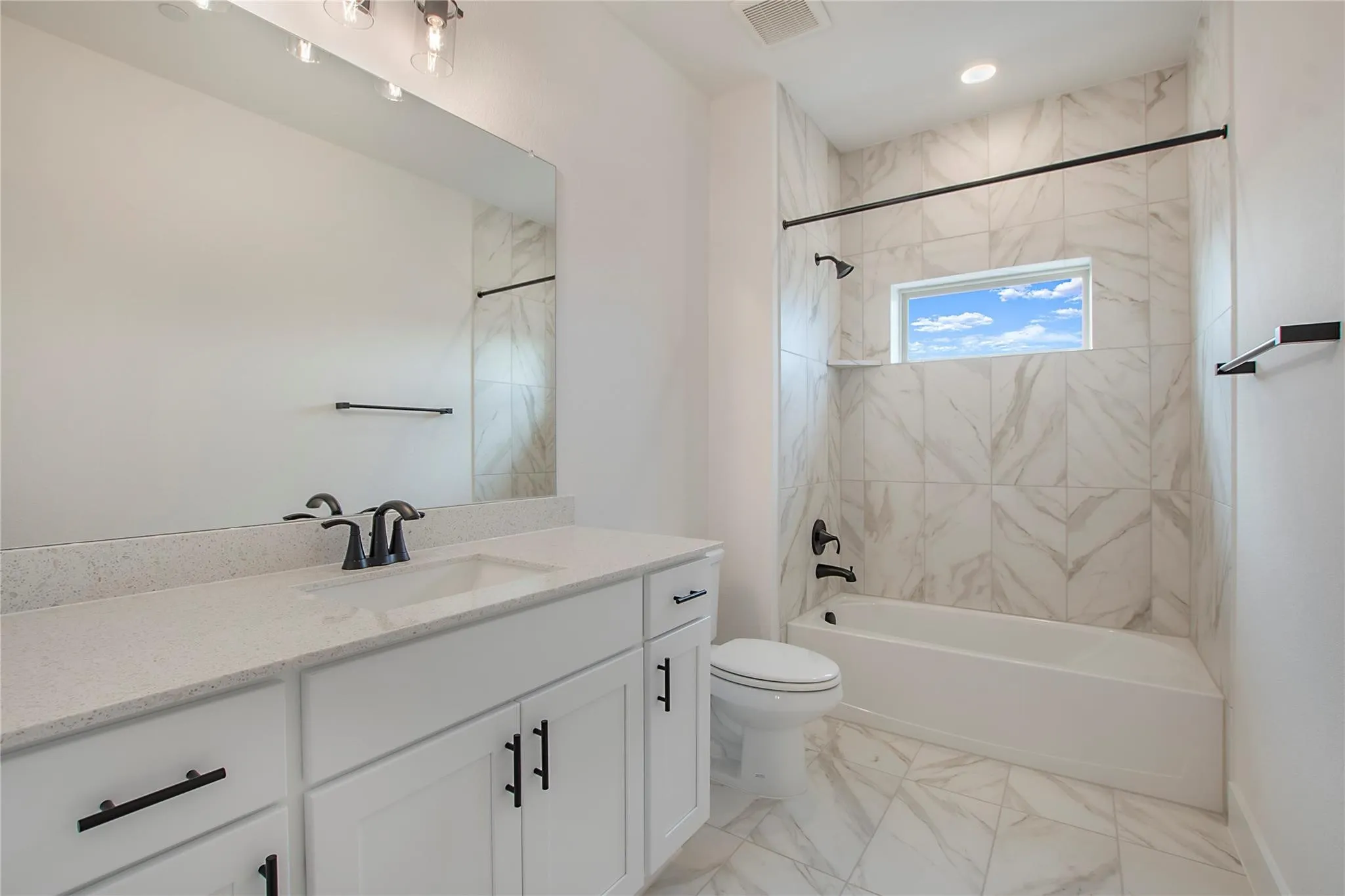 Townhouse For Rent in Collin County , 1220 Eureka Springs Street, Celina, Texas 75078, 4 Bedroom, 3 Bathroom, 2 Garage spaces, 1,970 Sqft, built in 2025, mls#21402959, Real Estate Agent in Celina, Homes For Rent in Collin county, Homes For Rent in Celina, Realtor in Celina Texas, Real Estate Brokerage Independent Realty Texas, Luminita Cordes Realtor