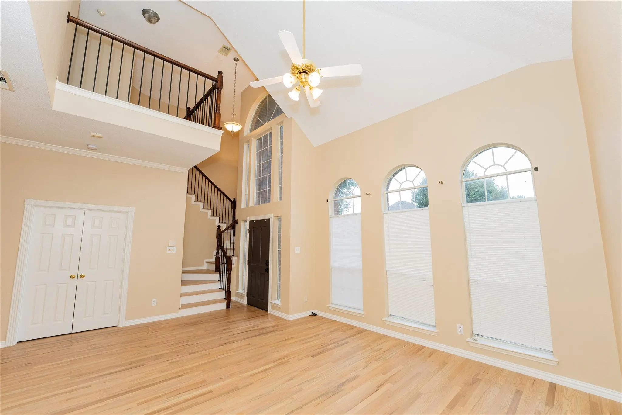 Single Family Residence For Rent in Denton County , 669 Nottingham Drive, Coppell, Texas 75019, 4 Bedroom, 3 Bathroom, 2 Garage spaces, 2,628 Sqft, built in 1992, mls#21402953, Real Estate Agent in Coppell, Homes For Rent in Denton county, Homes For Rent in Coppell, Realtor in Coppell Texas, Real Estate Brokerage Independent Realty Texas, Luminita Cordes Realtor