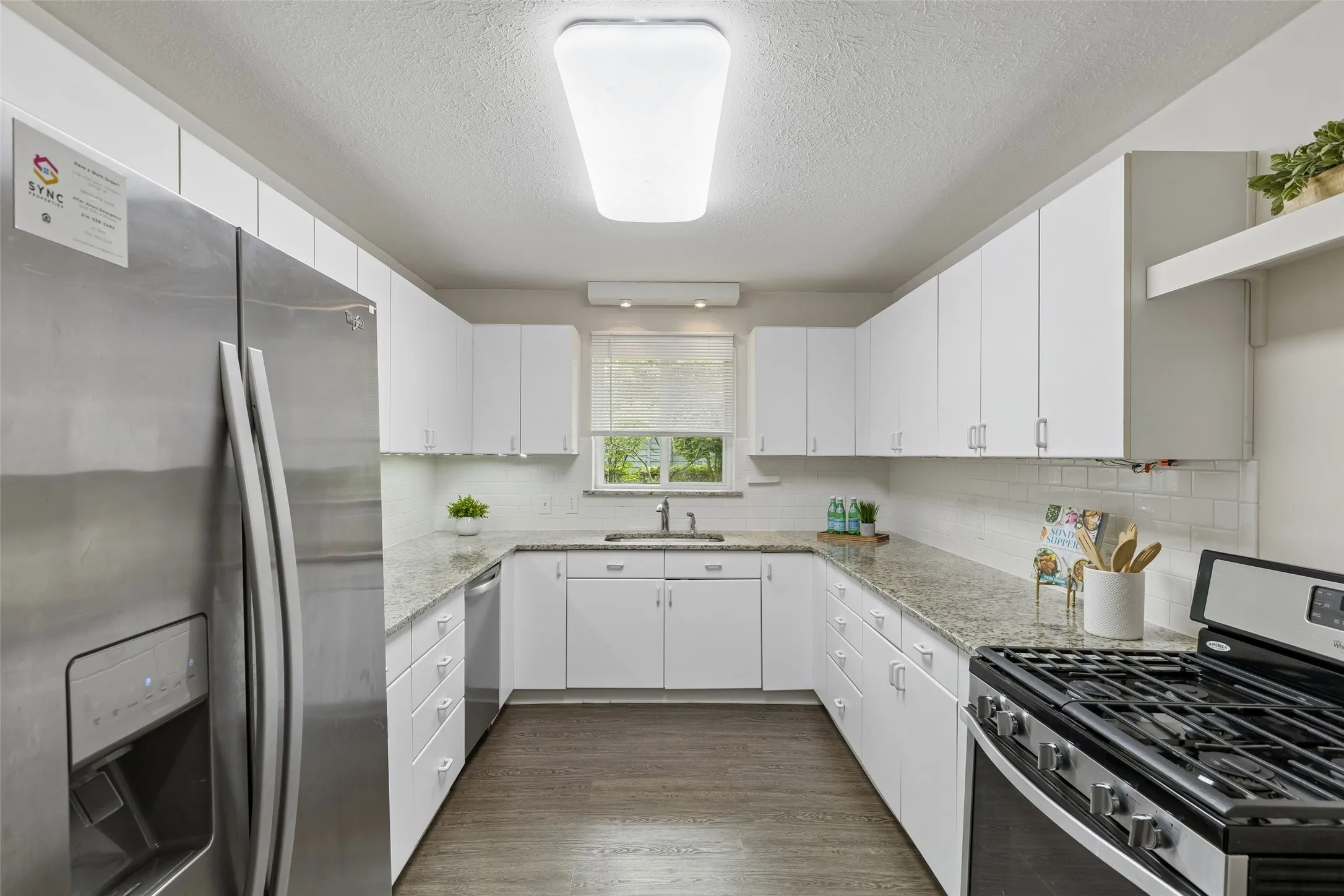 Single Family Residence For Rent in Dallas County , 7431 Midbury Drive, Dallas, Texas 75230, 3 Bedroom, 2 Bathroom, 2 Garage spaces, 2,568 Sqft, built in 1954, mls#21402931, Real Estate Agent in Dallas, Homes For Rent in Dallas county, Homes For Rent in Dallas, Realtor in Dallas Texas, Real Estate Brokerage Independent Realty Texas, Luminita Cordes Realtor