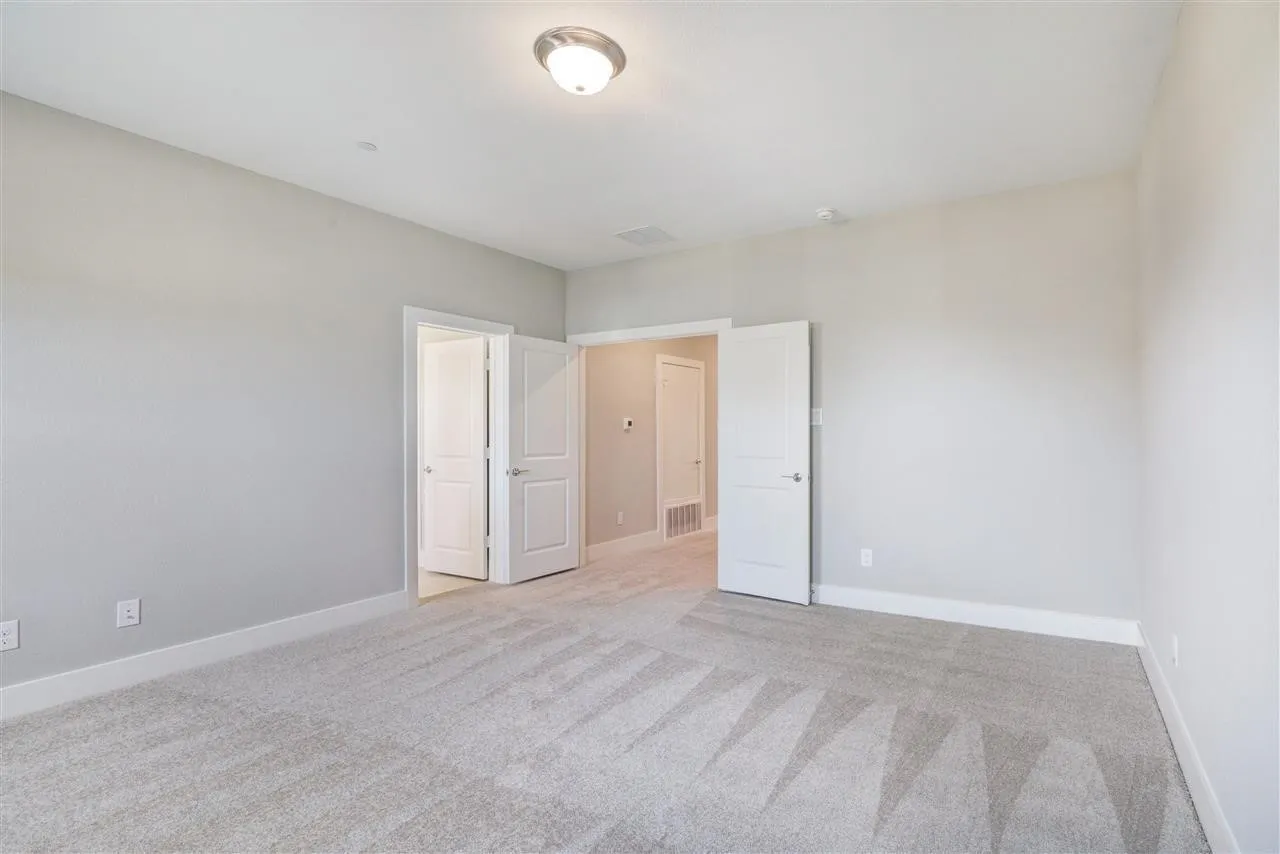 Townhouse For Rent in Collin County , 1050 Maverick Drive, Allen, Texas 75013, 3 Bedroom, 3 Bathroom, 2 Garage spaces, 1,945 Sqft, built in 2020, mls#21402934, Real Estate Agent in Allen, Homes For Rent in Collin county, Homes For Rent in Allen, Realtor in Allen Texas, Real Estate Brokerage Independent Realty Texas, Luminita Cordes Realtor